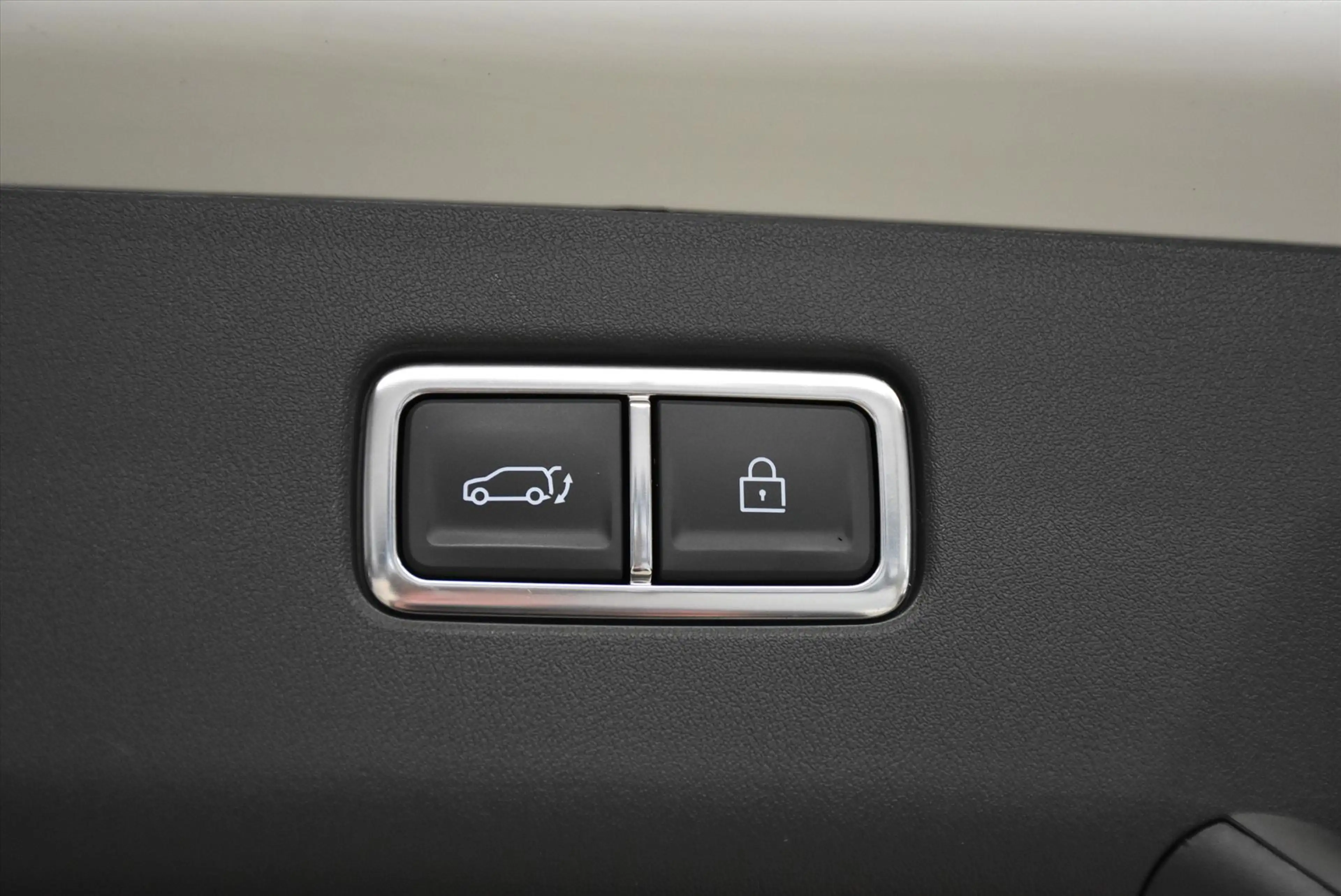 Kia EV9 99,8kWh 384pk AWD Dual Motor GT-Line — photo 14