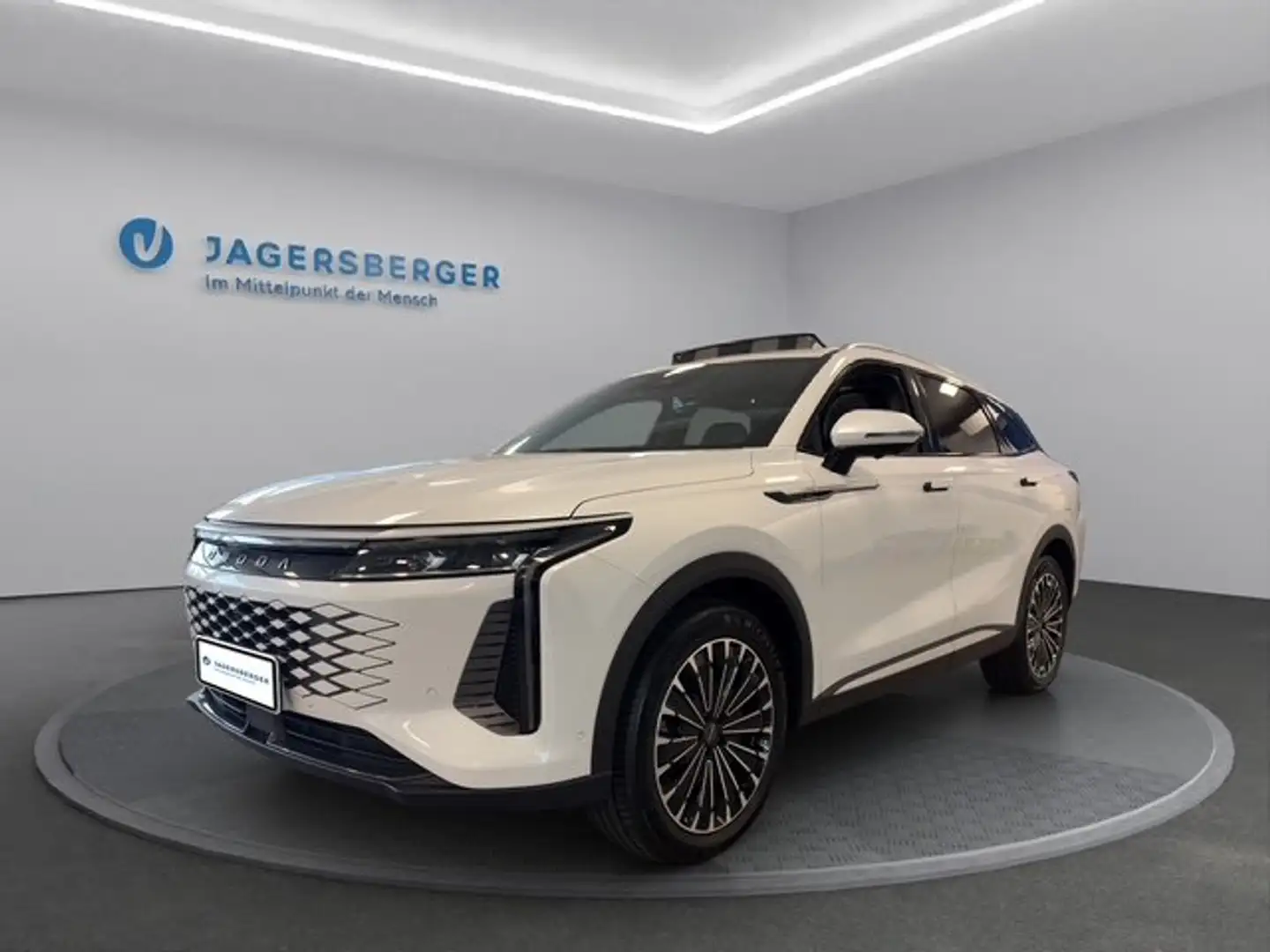 Omoda 9 PLUG-IN Hybrid Premium-Line Weiß - 1