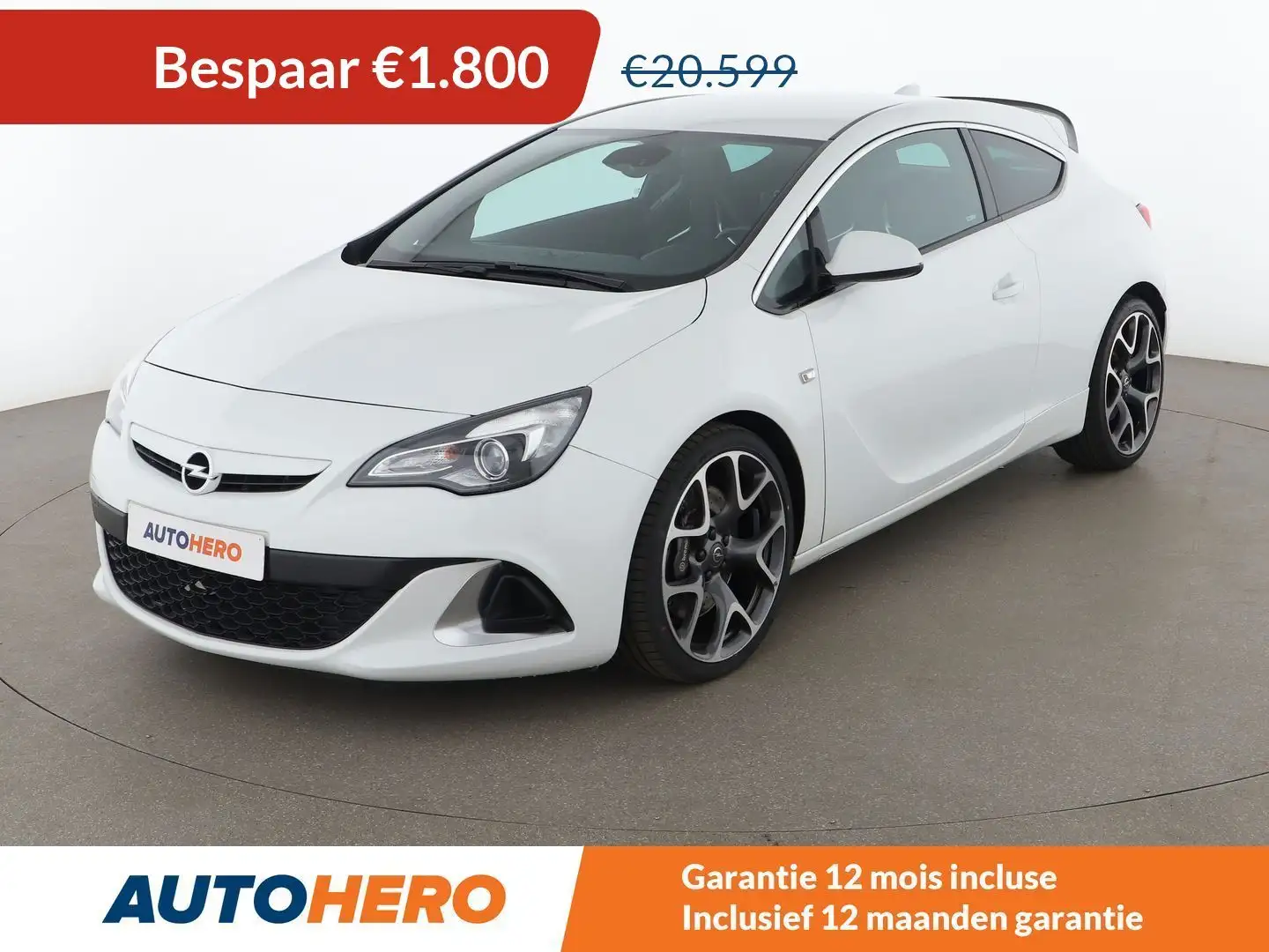 Opel Astra 2.0 Turbo OPC Wit - 1