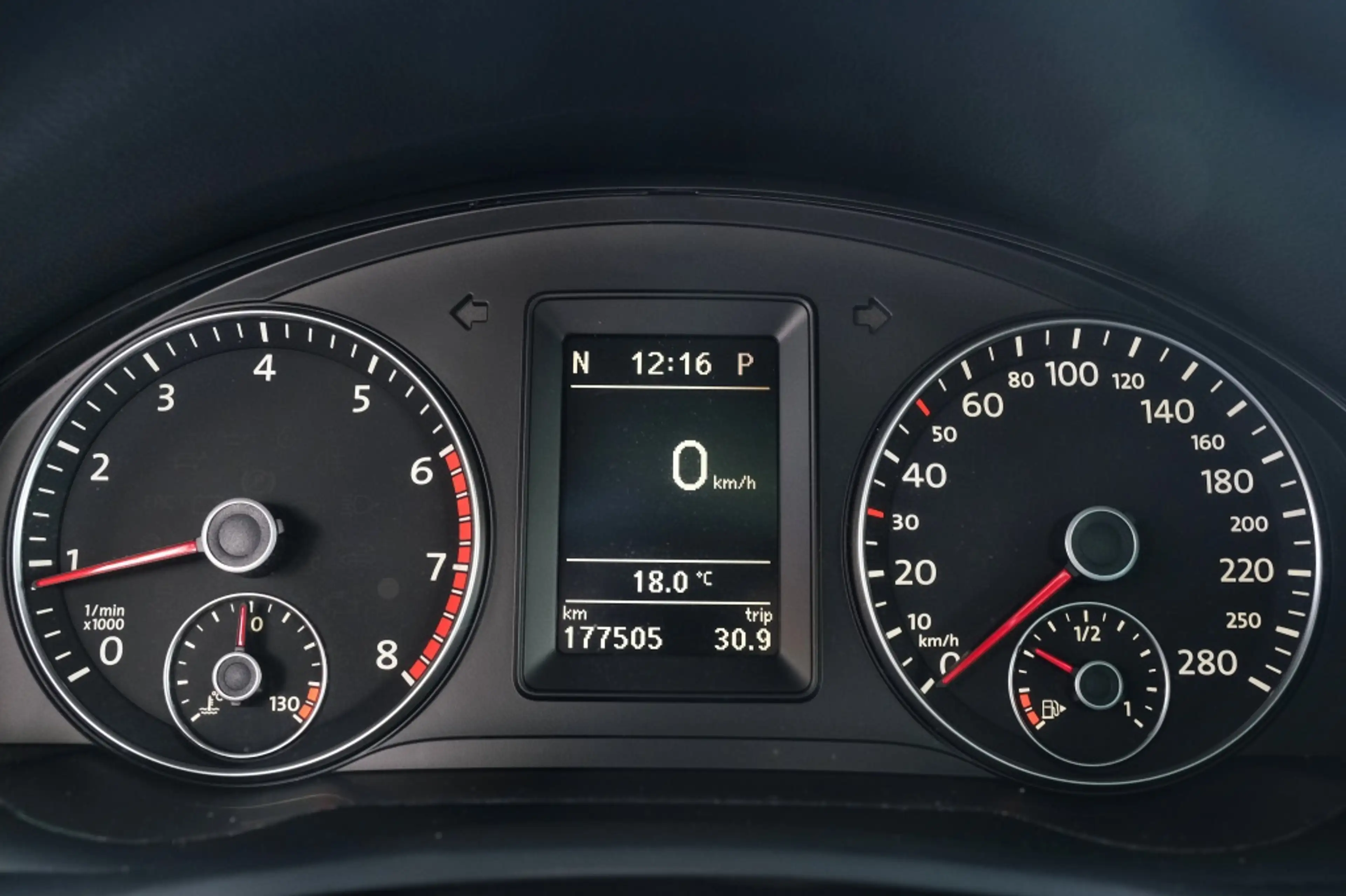 Volkswagen Scirocco 2.0 TSI R-Line 211Pk. Panoramadak — photo 14