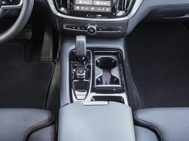 Volvo V60 view 12