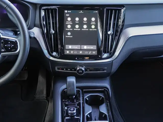Volvo V60 view 11