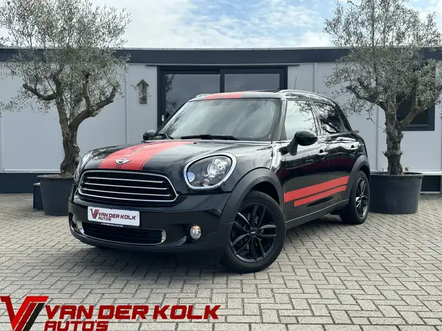 MINI Cooper Countryman 1.6 | Panorama | Navigatie | Climate | Lichtmetaal