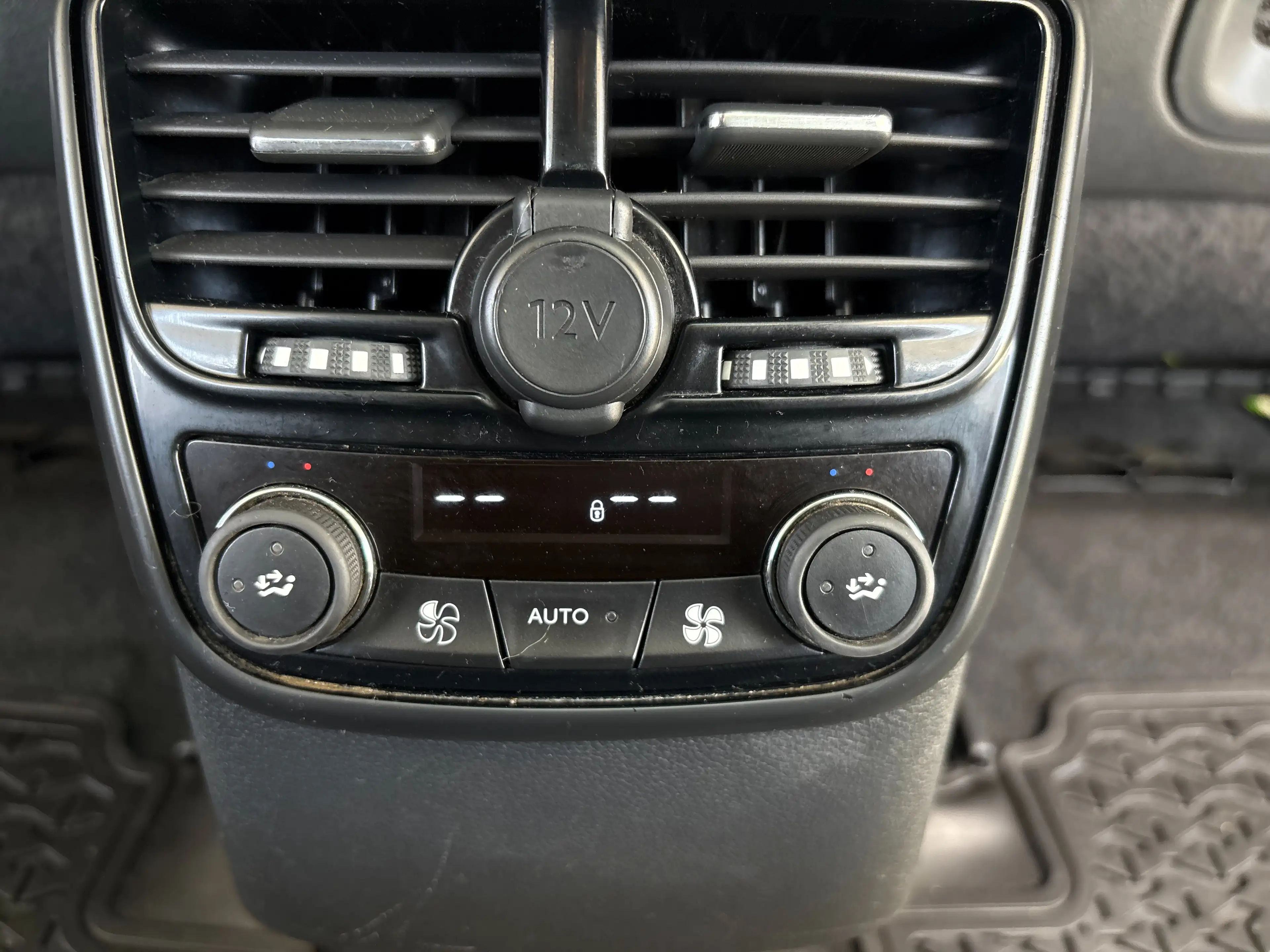 Peugeot 508 508 SW 1.6 BlueHDi *GPS*CUIR*PANO*CAMERA*CARPLAY* — photo 10