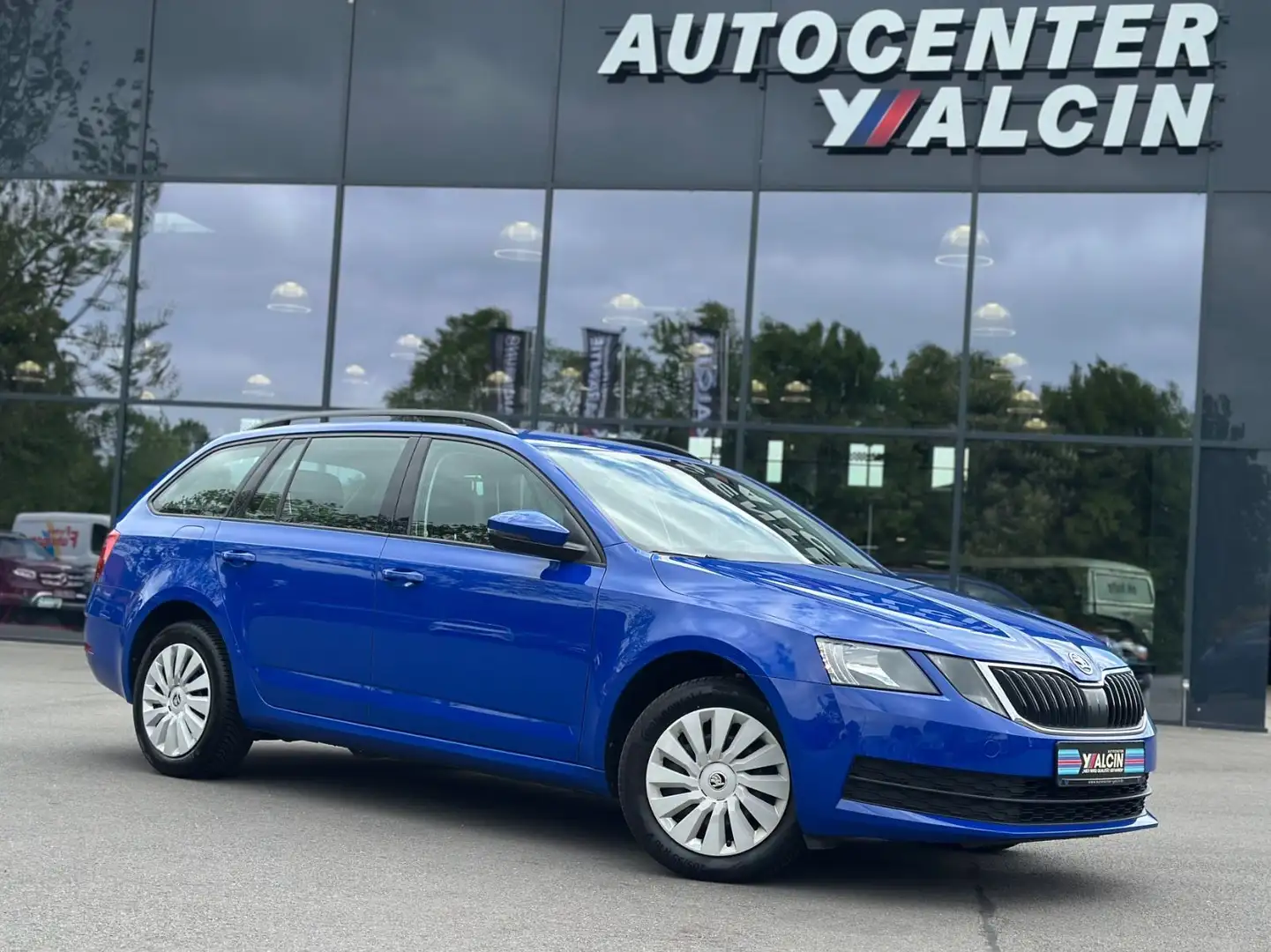 Skoda Octavia 1.0 TSI Active Combi 1.HA/CARPLAY/KLIMA Синий - 1