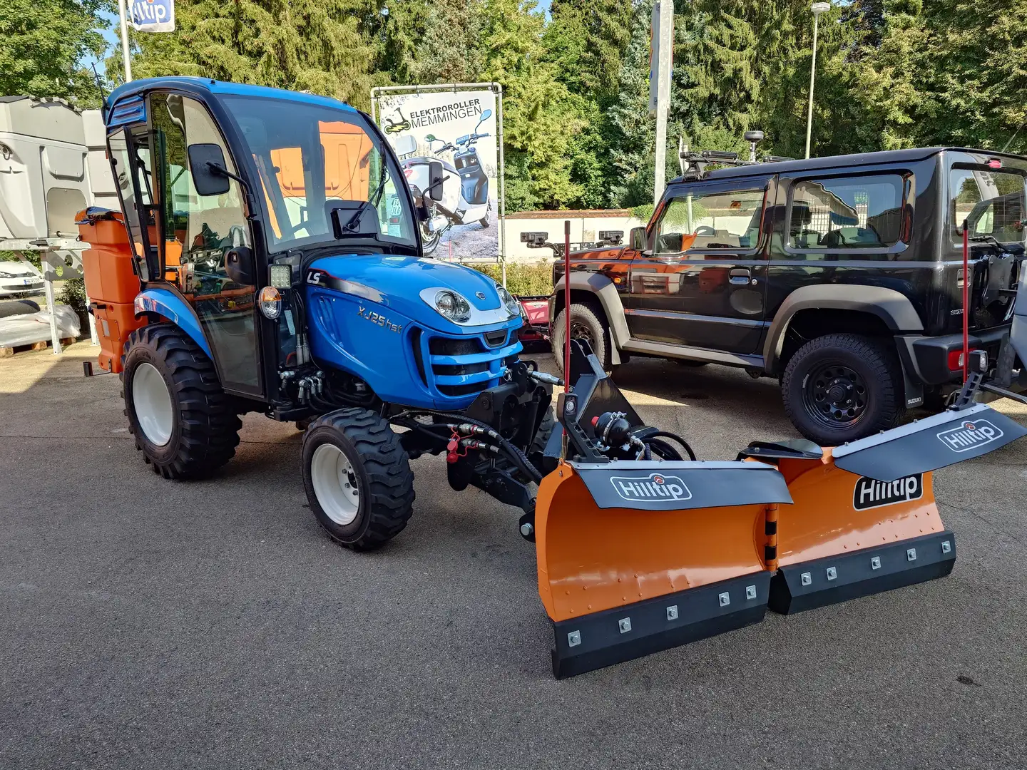 Sonstige Marken LS Mtron XJ25 Kleintraktor & HILLTIP Winterdienst Blau - 2