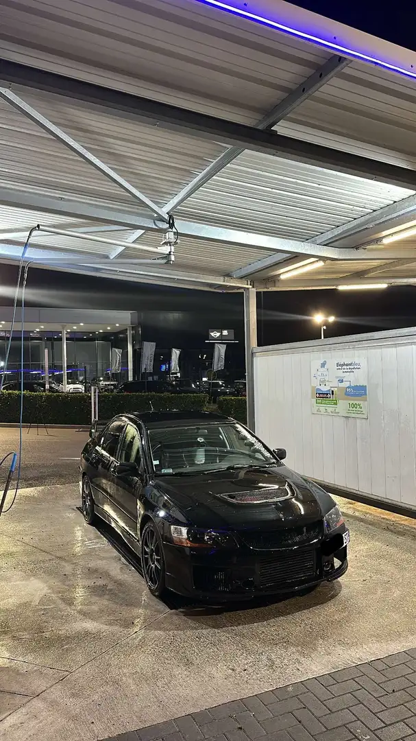 Mitsubishi Lancer Evolution IX 2.0 - 1