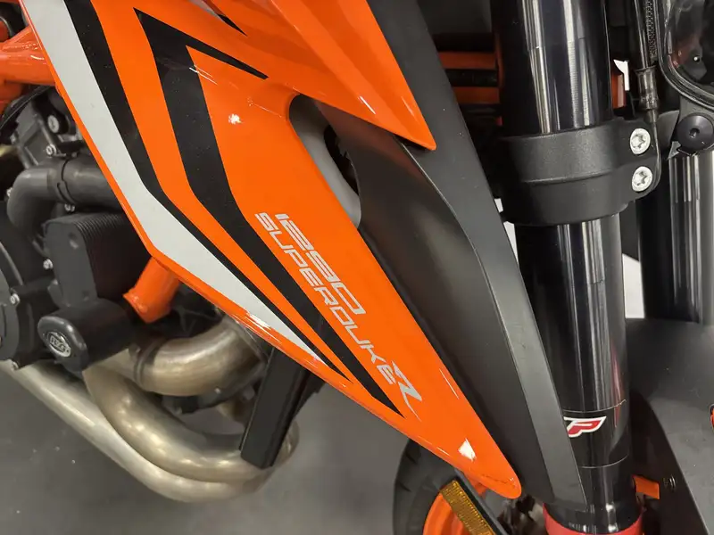 KTM 1290 Super Duke R - foto 4