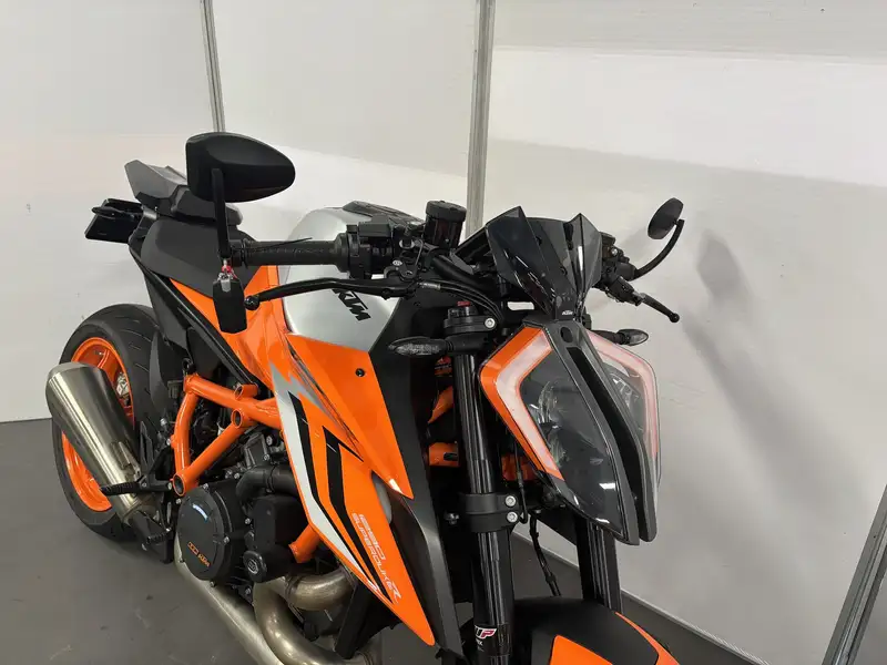 KTM 1290 Super Duke R - foto 3
