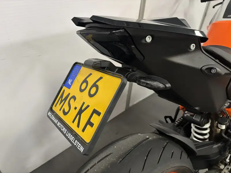 KTM 1290 Super Duke R - foto 8