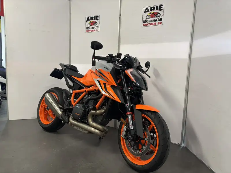 KTM 1290 Super Duke R - foto 2