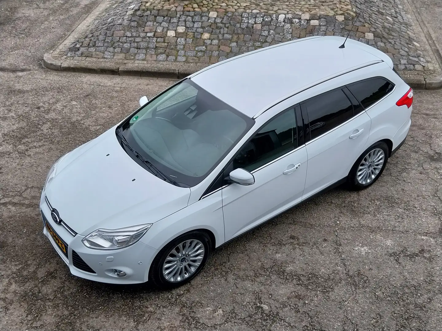 Ford Focus Wagon 1.6 EcoBoost 150 PK Titanium XENON PARK ASSI Blanc - 2