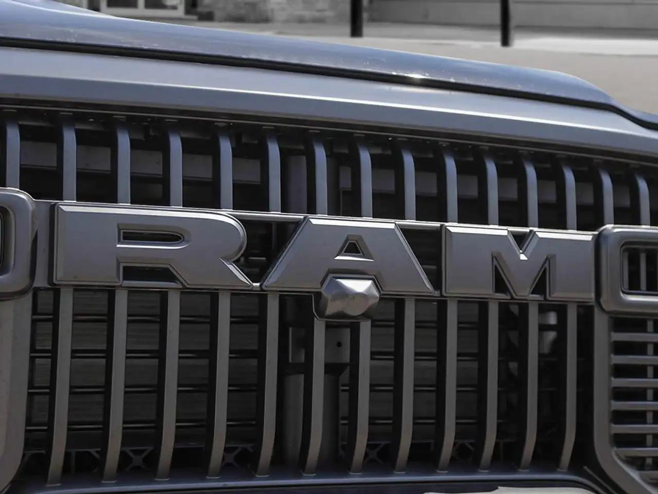 RAM 2500 снимка RAM 2500