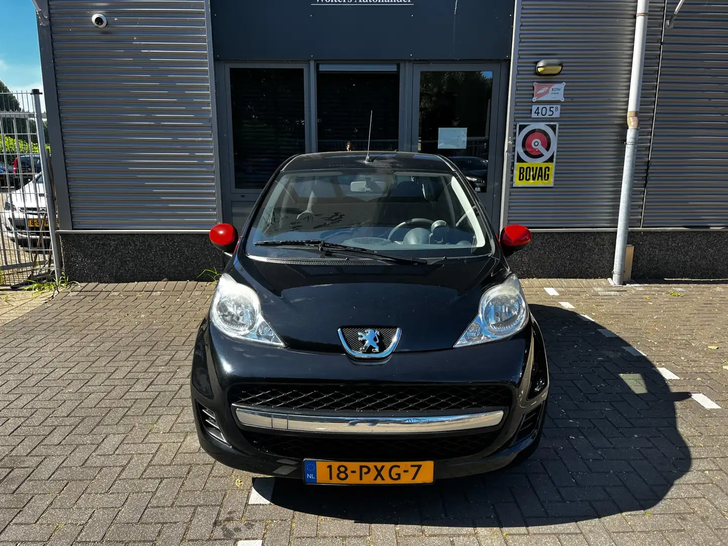 Peugeot 107 1.0-12V Millesim 200 Noir - 2