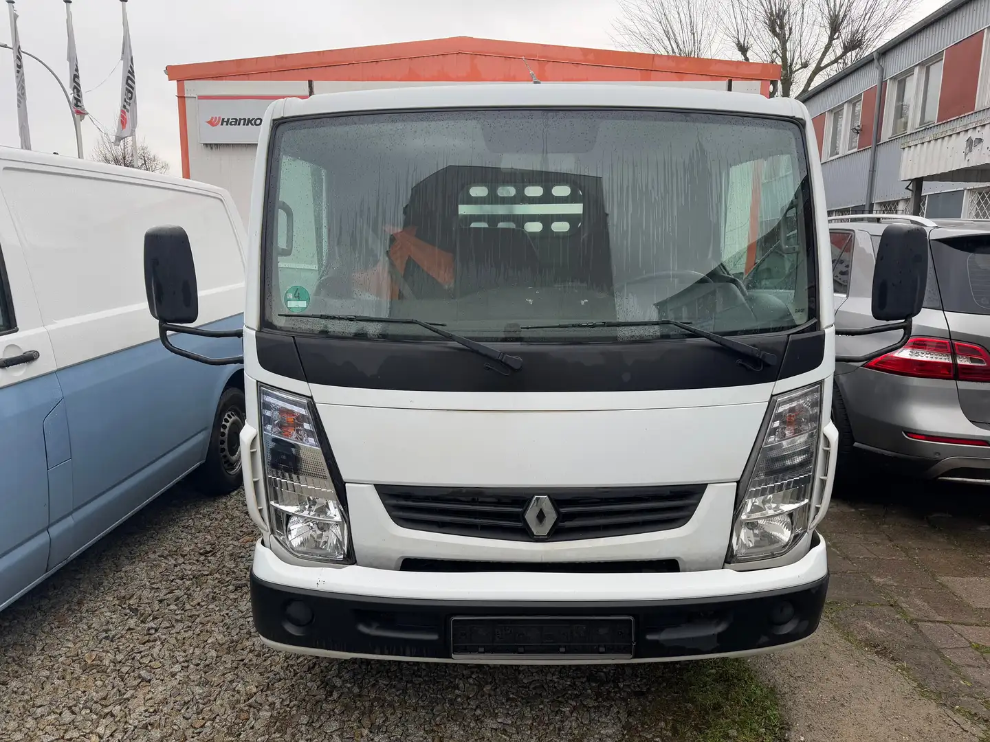Renault Maxity 2.5L 1HAND Wit - 2