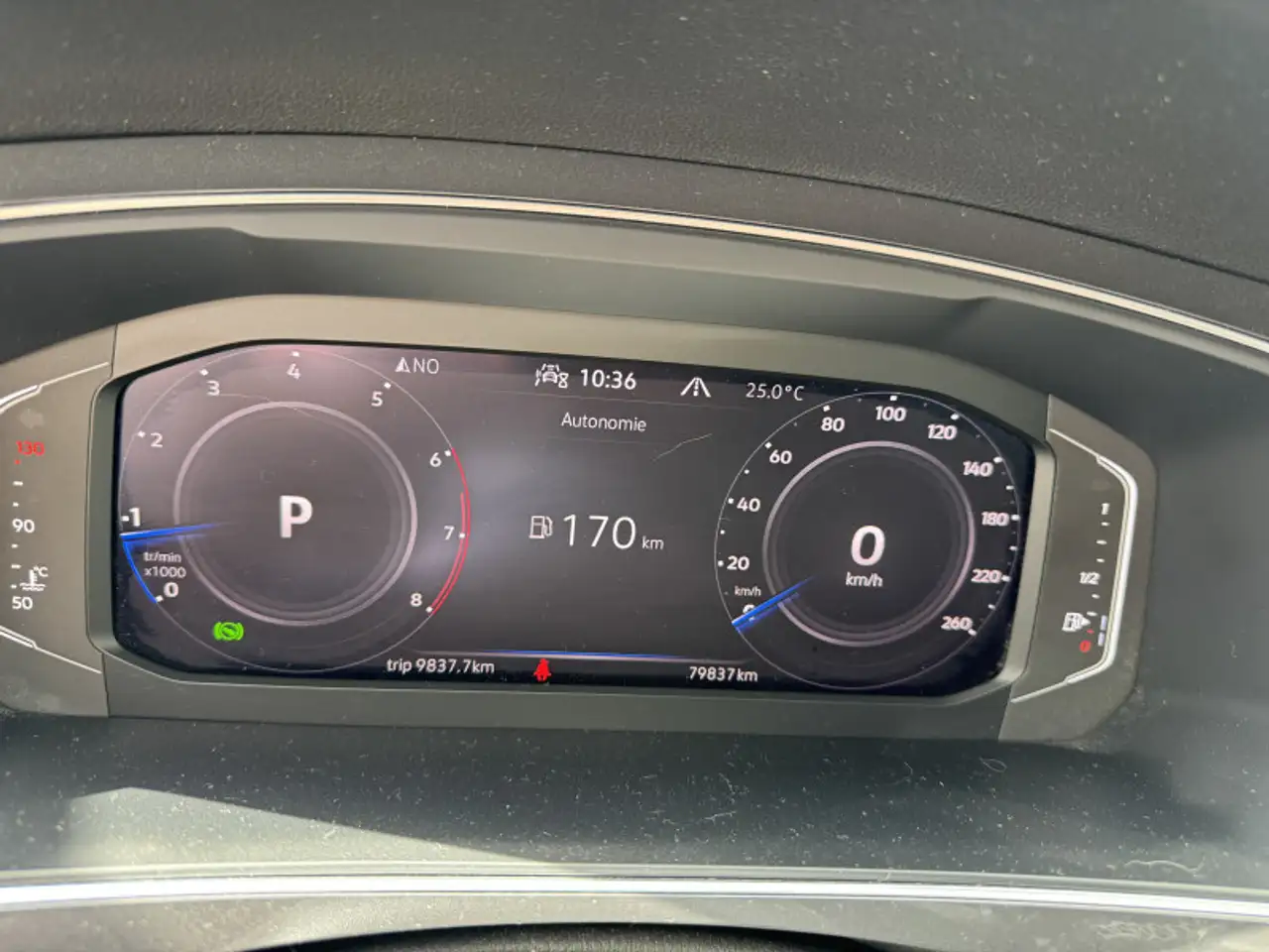 Volkswagen Tiguan снимка Volkswagen Tiguan
