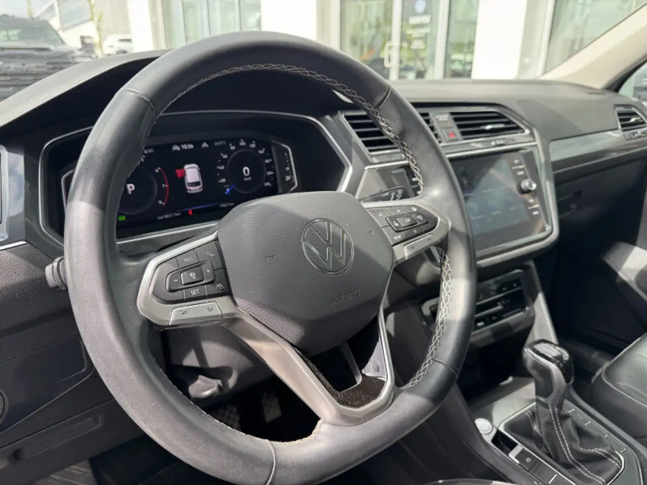 Volkswagen Tiguan снимка Volkswagen Tiguan