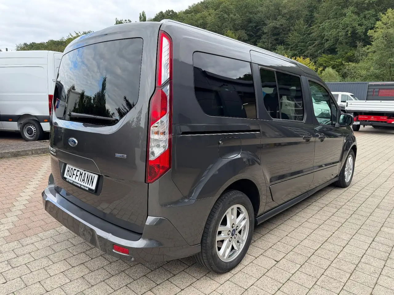 2018 Ford Grand Tourneo Connect Titanium L2  *5-7 Sitze*, photograph 6