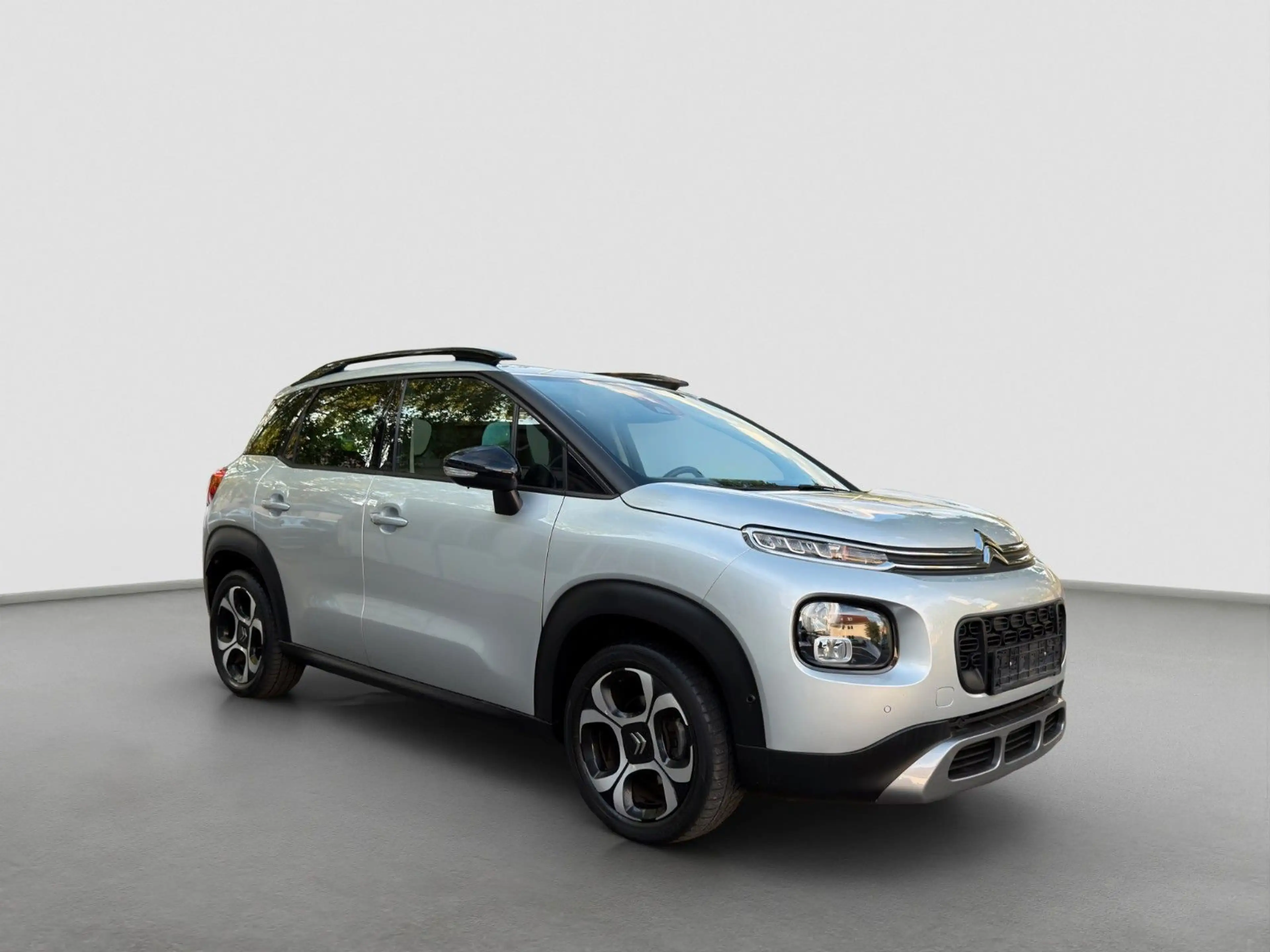 Citroen C3 Aircross Shine*1.Hand*Pano*Leder*Kamera*SHZ.. — photo 3