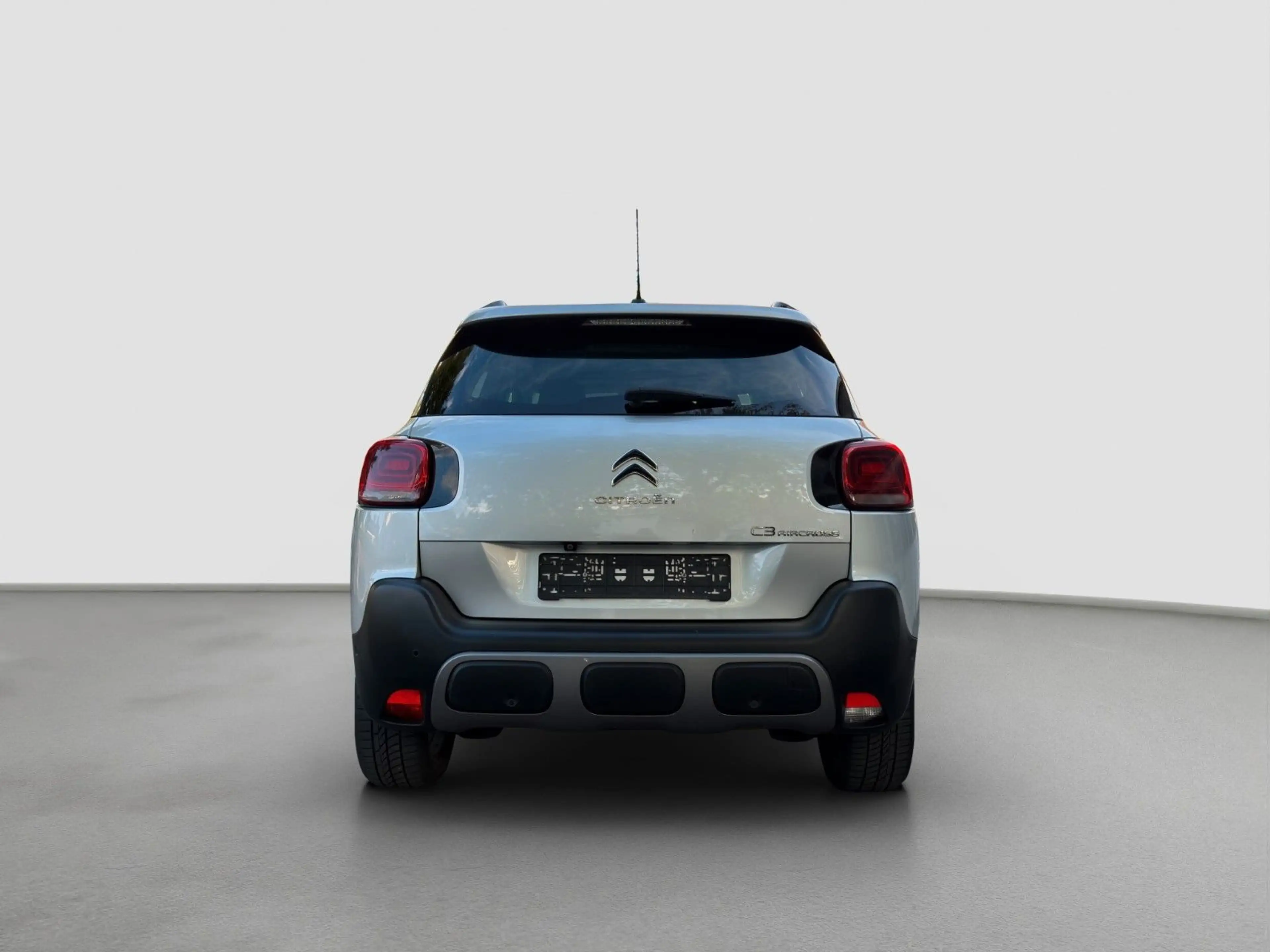 Citroen C3 Aircross Shine*1.Hand*Pano*Leder*Kamera*SHZ.. — photo 6