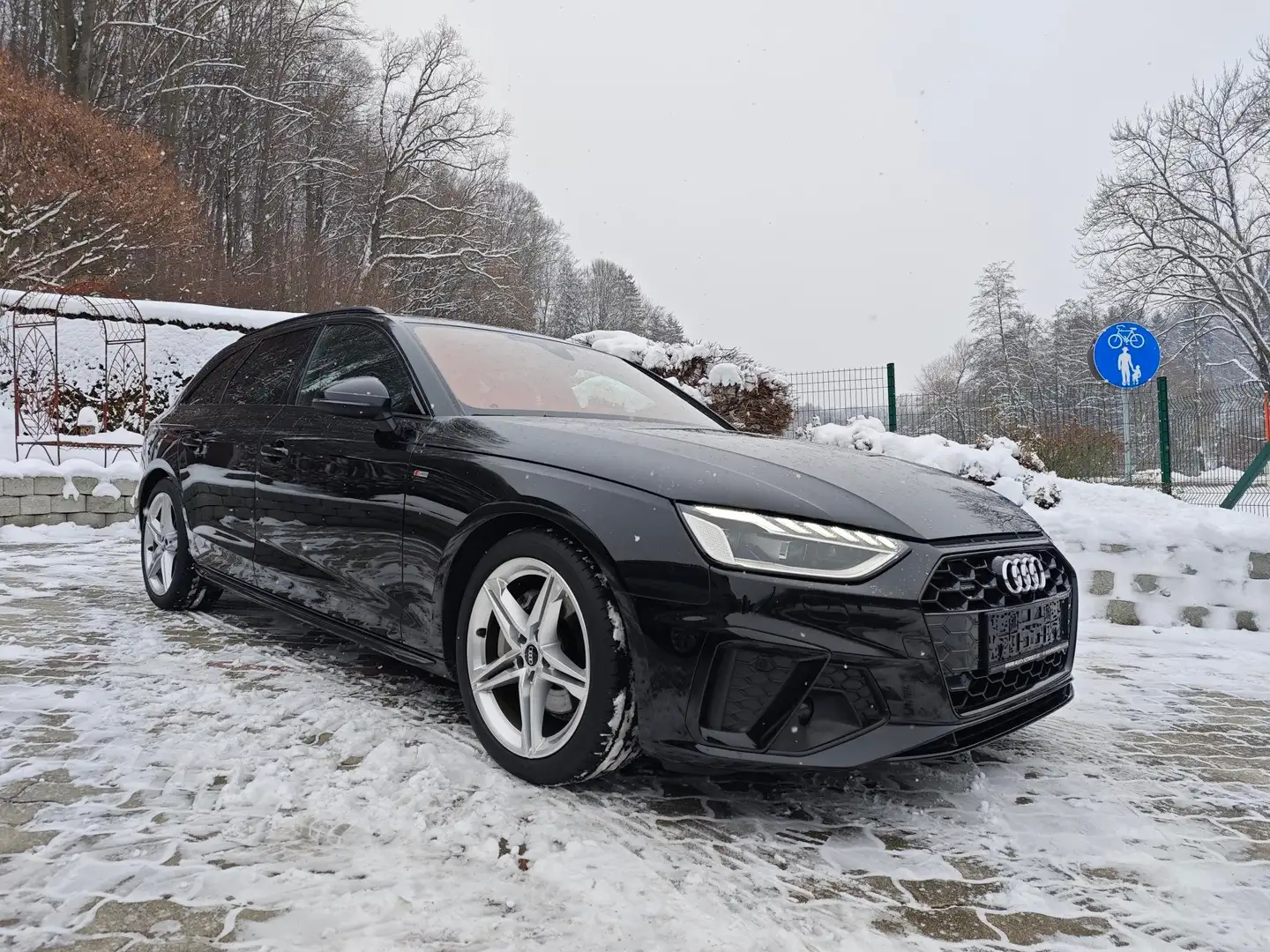 Audi A4 A4 Avant 40 TDI quattro S-line S-tronic*B&O*Matrix Noir - 1