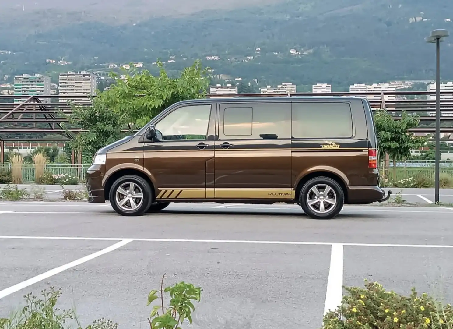 Volkswagen T5 Multivan 2.5 tdi Highline 174cv - 1