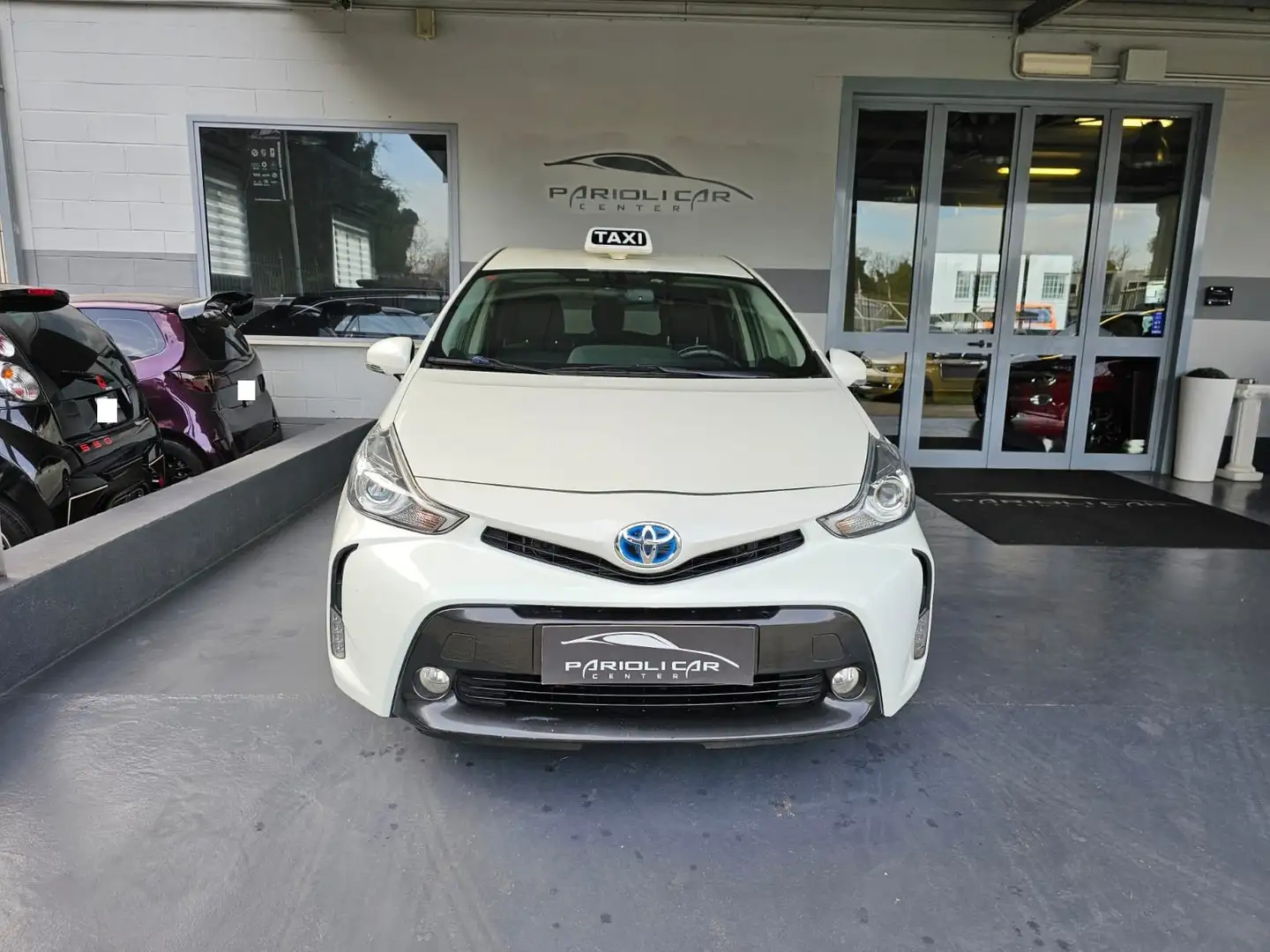 Toyota Prius+ 1.8 aa Beyaz - 1