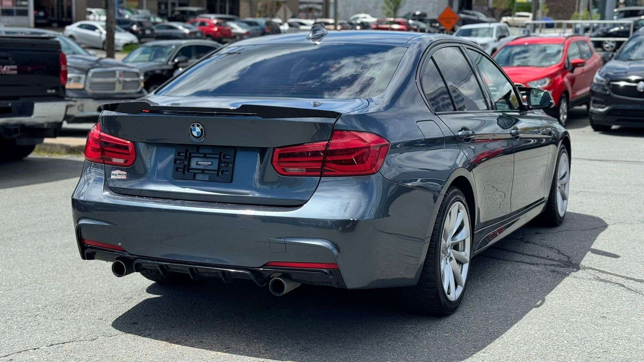 2016 BMW 3 Series 340i xDrive Sedan 3,000 cc 6 cyl thumb 6
