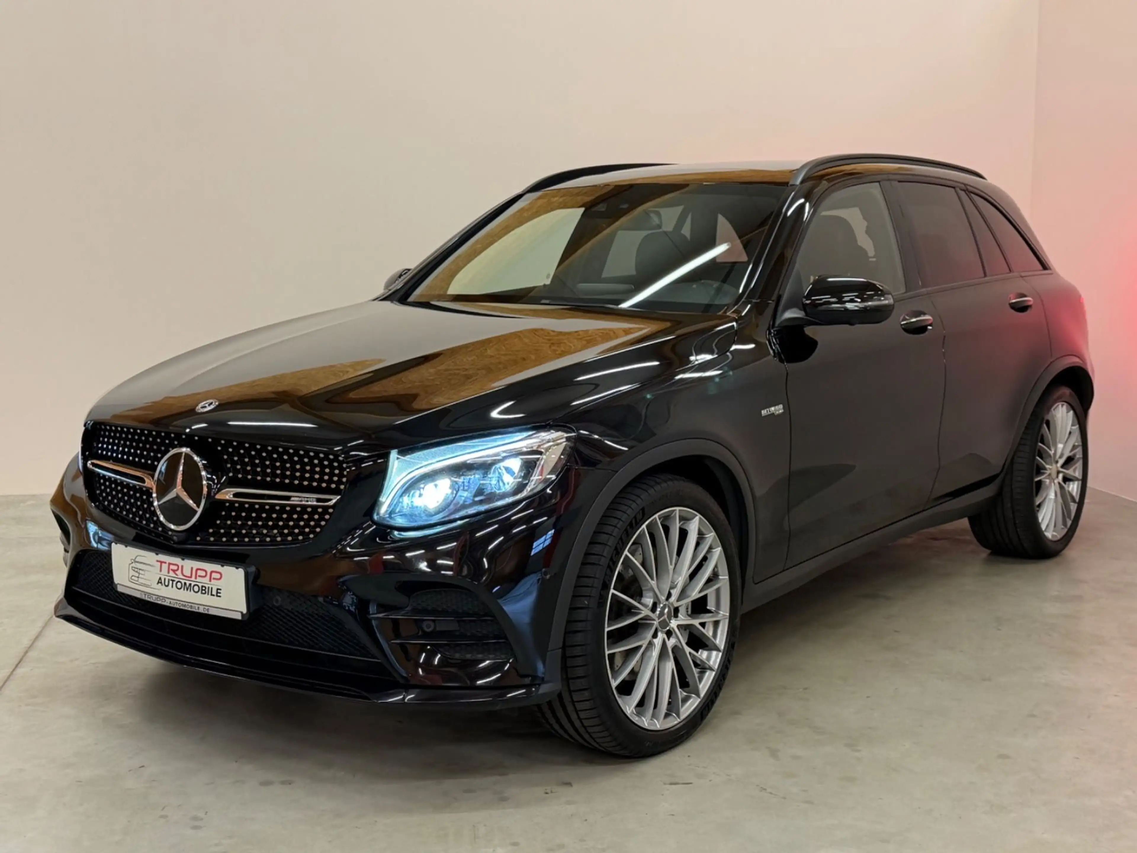 Mercedes-Benz GLC 43 AMG 4M/PERFORMANCE-AGA/BURMESTER/360°/PAN — photo 4