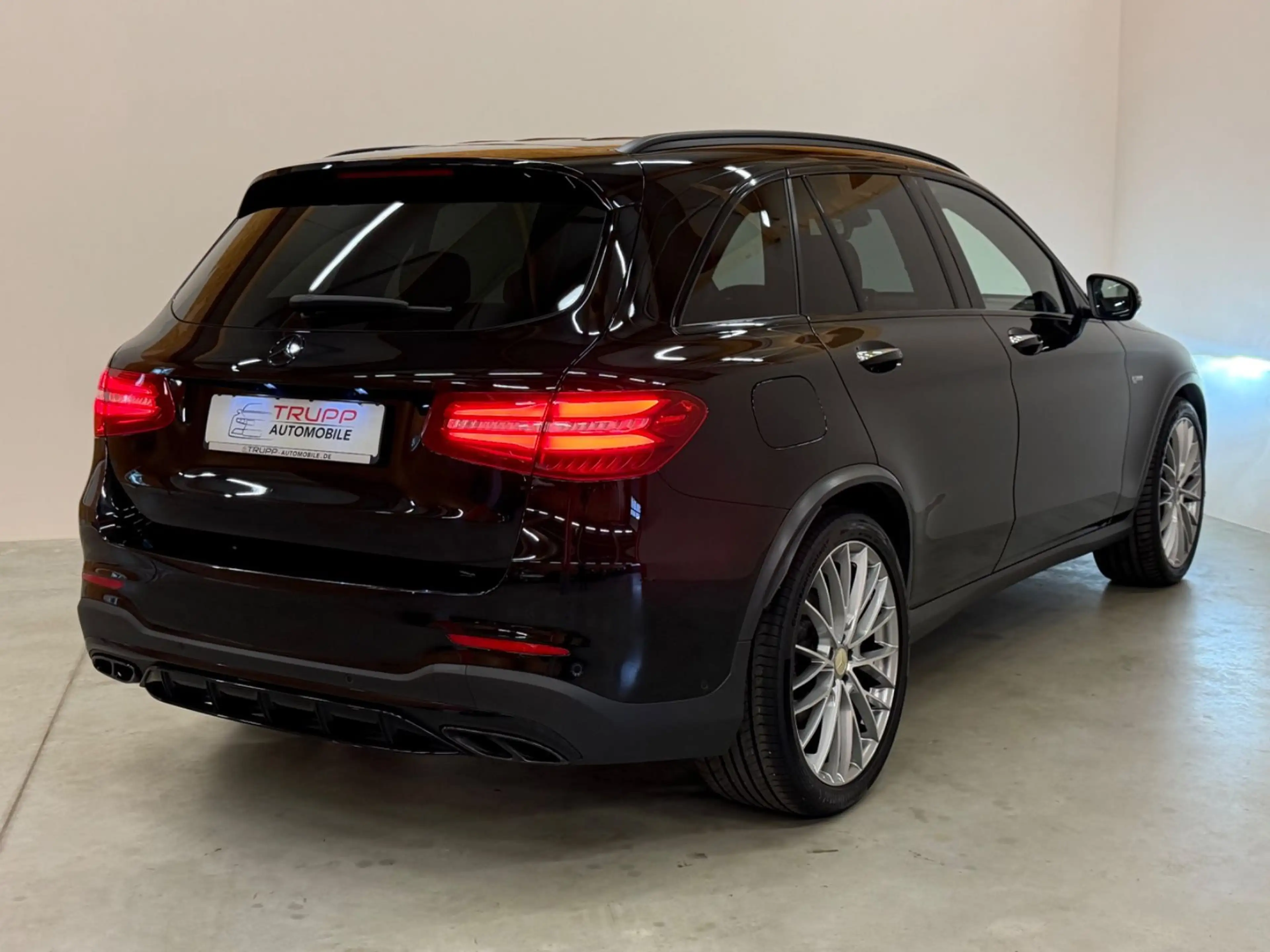 Mercedes-Benz GLC 43 AMG 4M/PERFORMANCE-AGA/BURMESTER/360°/PAN — photo 8