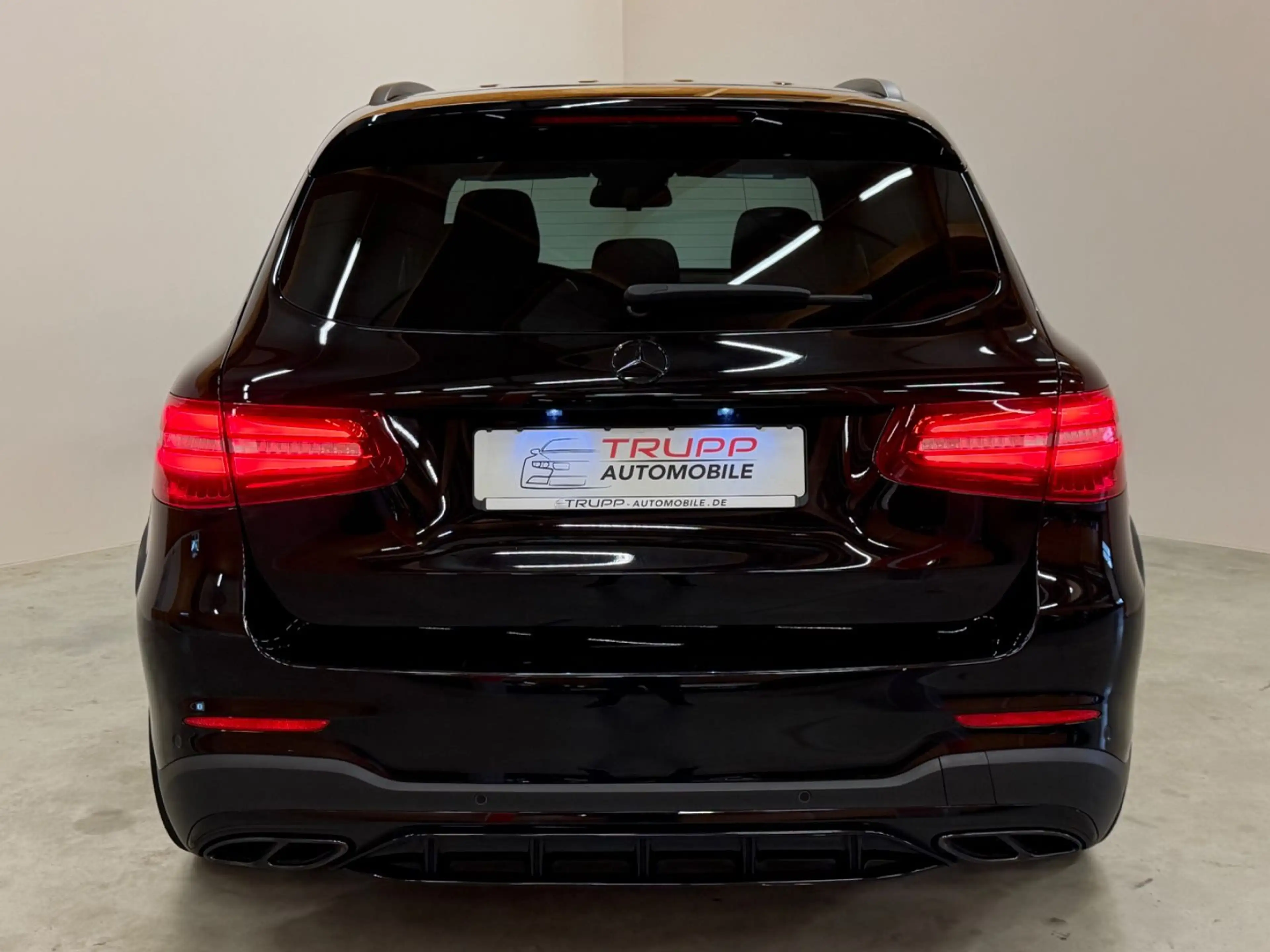 Mercedes-Benz GLC 43 AMG 4M/PERFORMANCE-AGA/BURMESTER/360°/PAN — photo 10