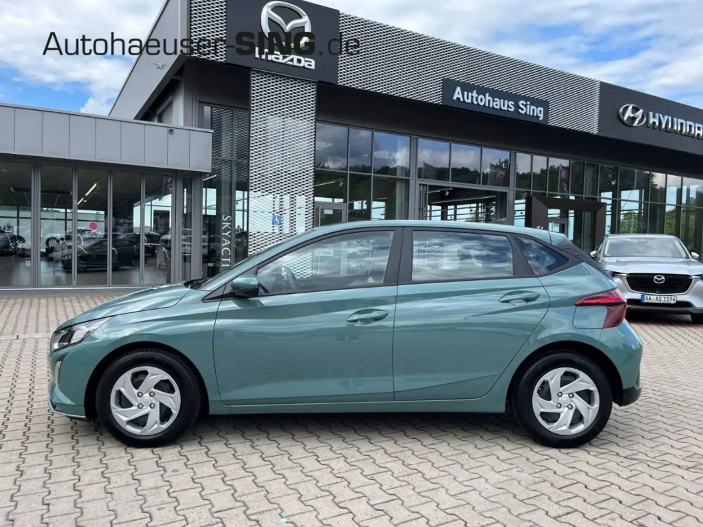 Hyundai i20 Automatik Kamera Klima Navi Tempo Spurhalte Grün - 2
