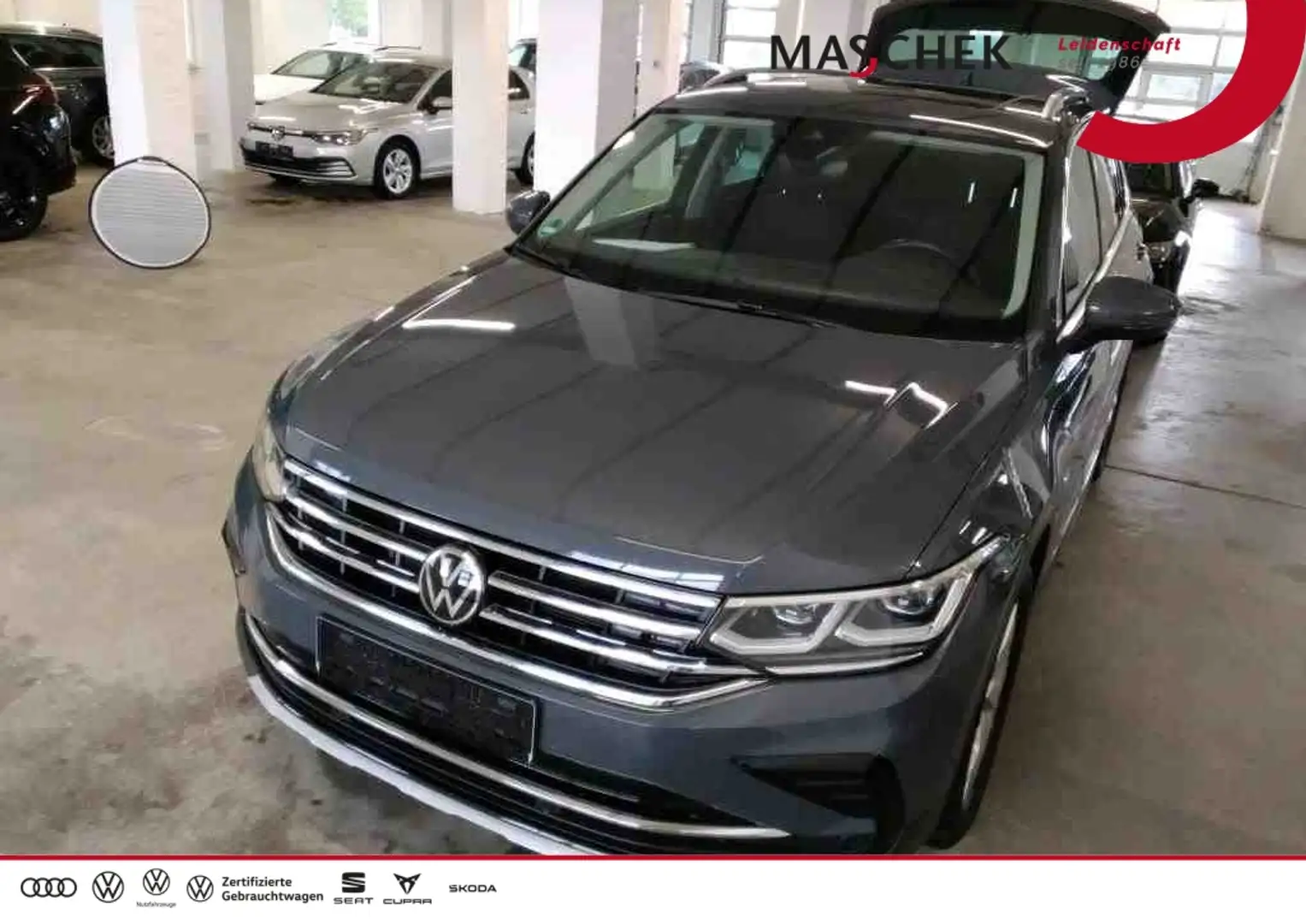 Volkswagen Tiguan Elegance 2.0 TDI DSG Pano Matrix Rear View Navi Si Gris - 1