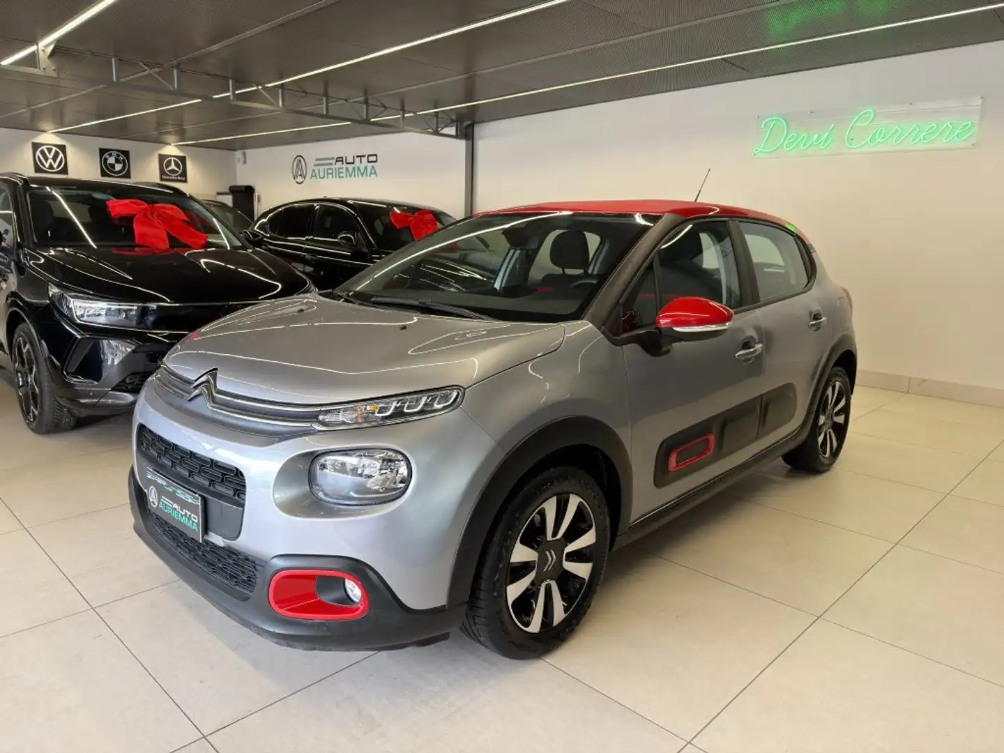 Citroen C3 1200 PURETECH 83 CV SHINE BICOLORE+RETROCAMERA Grigio - 1
