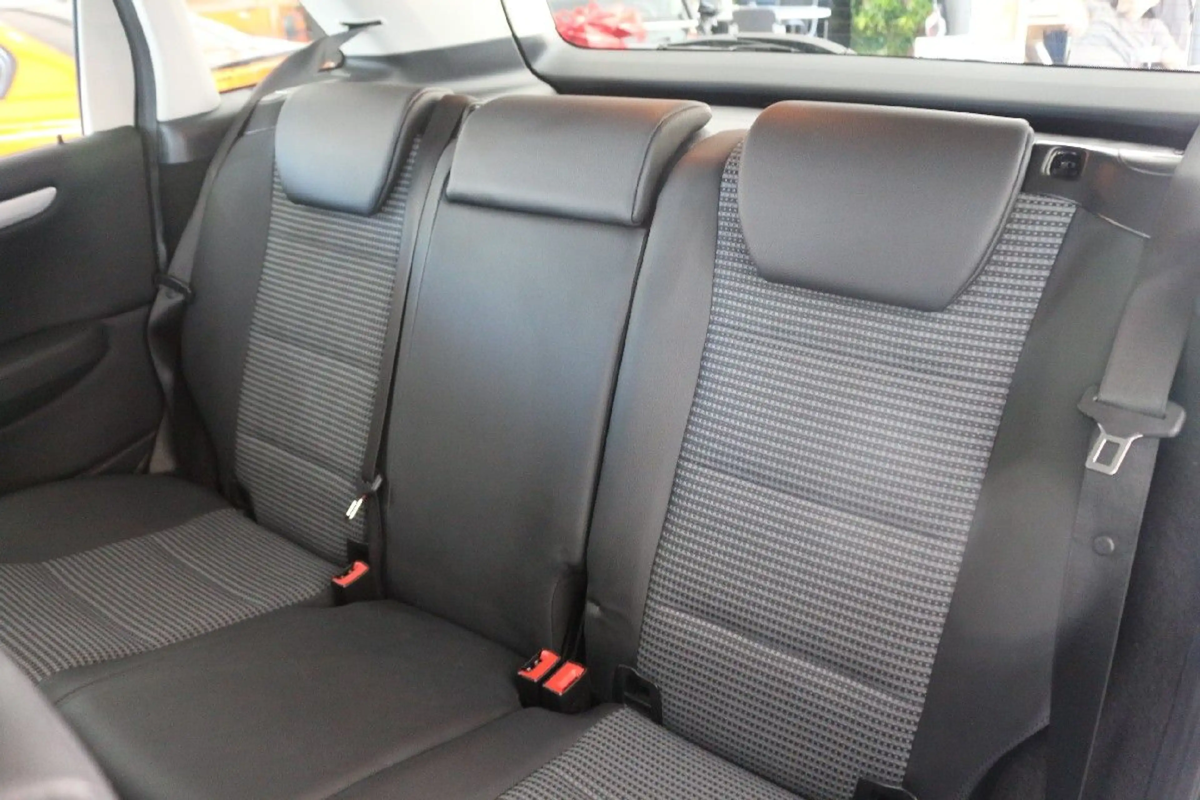 Mercedes-Benz B 200 CDI - Automatik-Navi-SItzheiz-PDC-Klima — photo 13