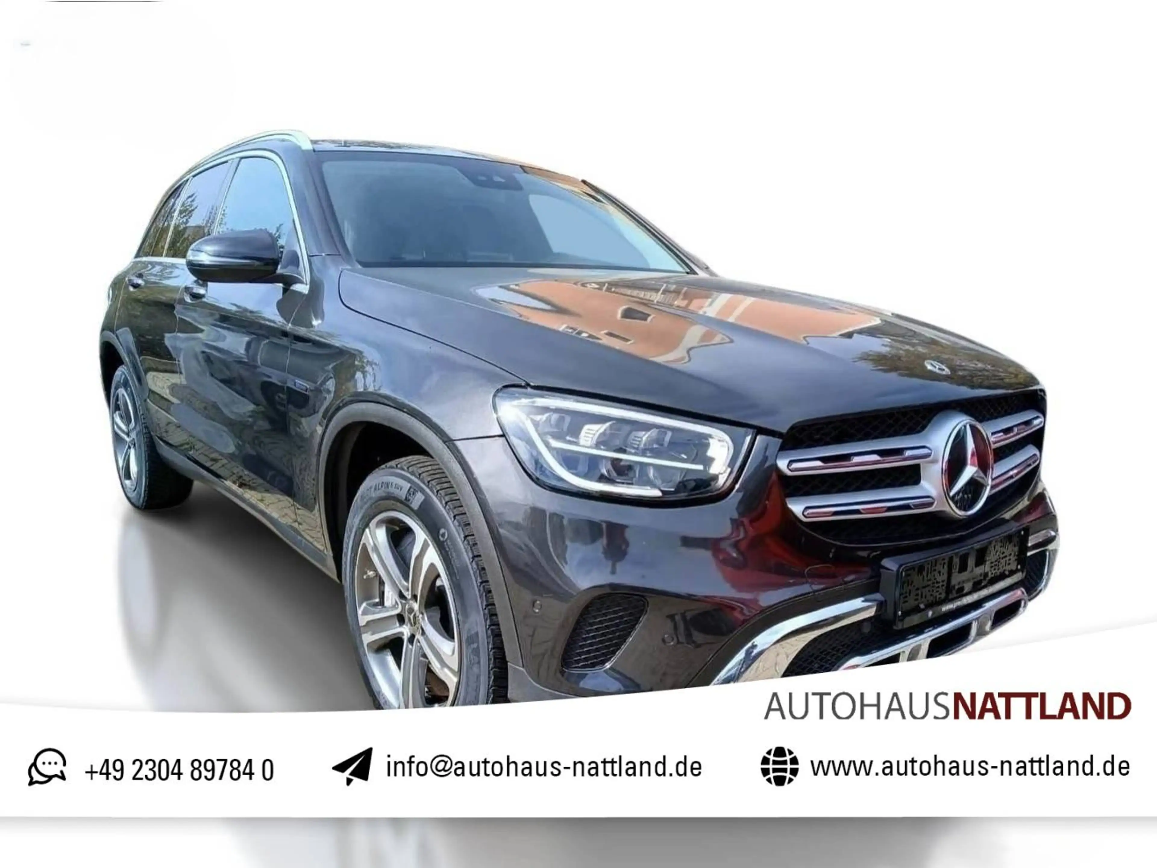 Mercedes-Benz GLC 300 GLC 300 e 4Matic Business RFK LED DAB Navi