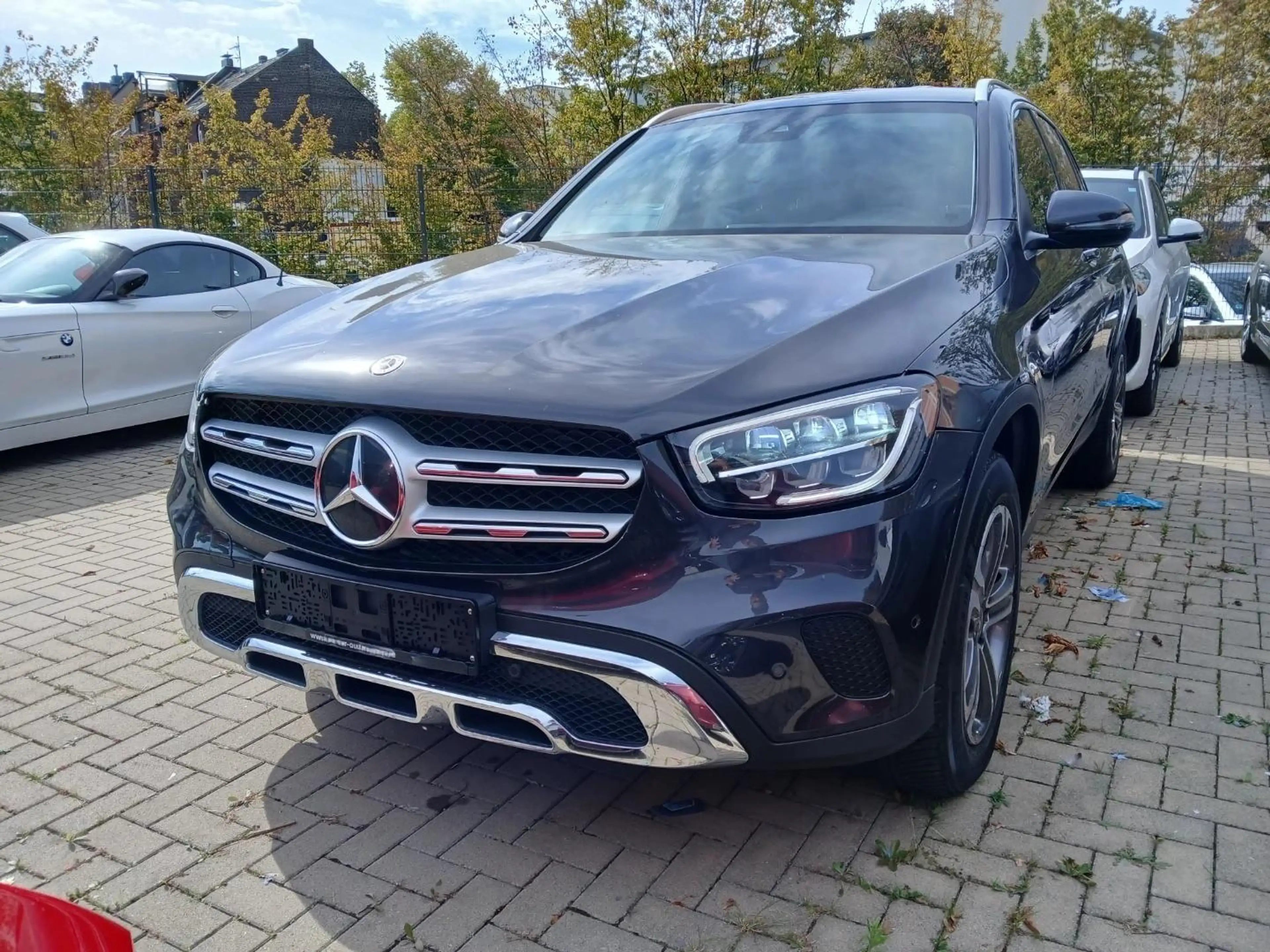 Mercedes-Benz GLC 300 GLC 300 e 4Matic Business RFK LED DAB Navi — photo 14