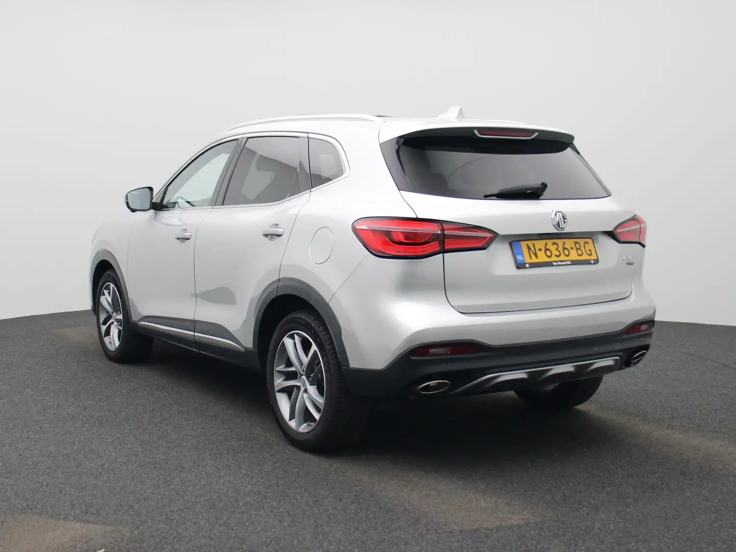 MG EHS 1.5 TGDI Luxury | PANORAMADAK | 360 CAMERA | STOEL Grijs - 2