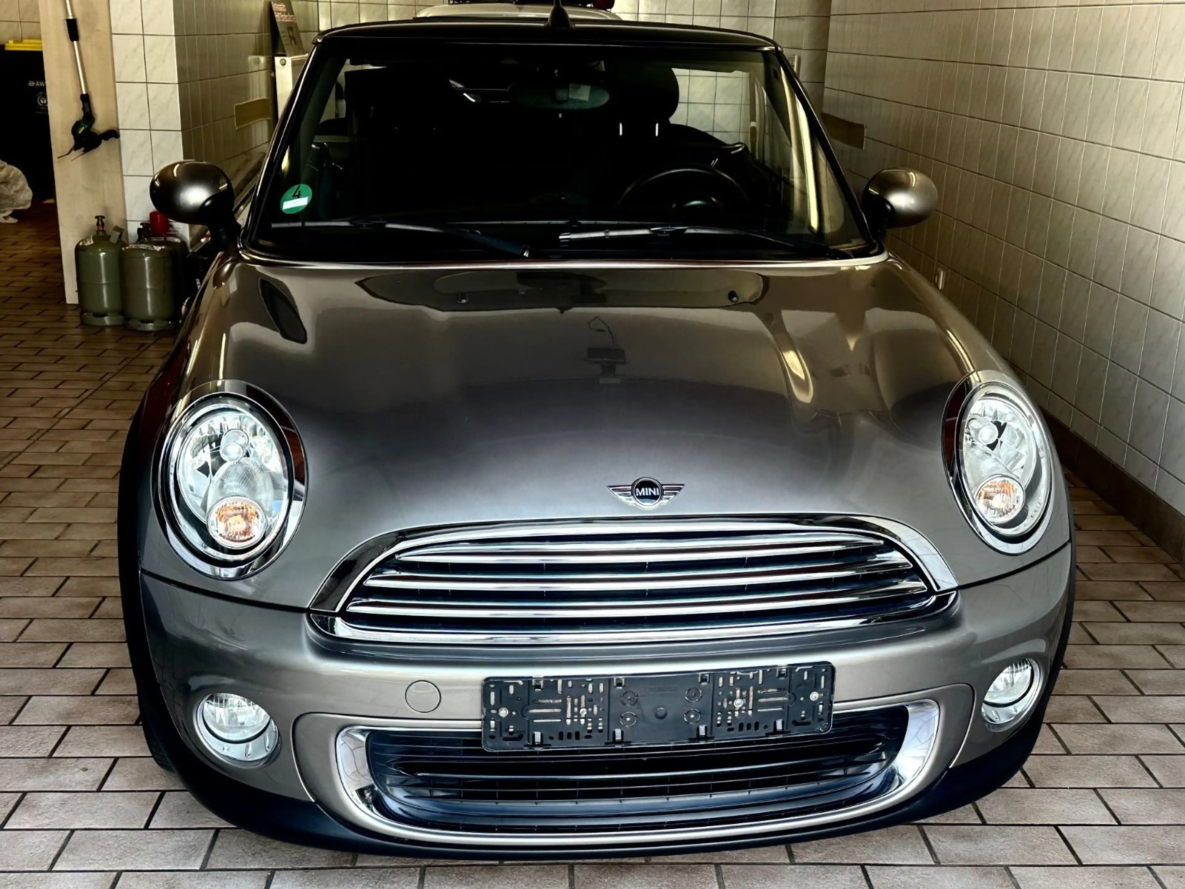 MINI Cooper Cabrio Automati 100PS Neuwertig Einparkh — photo 4
