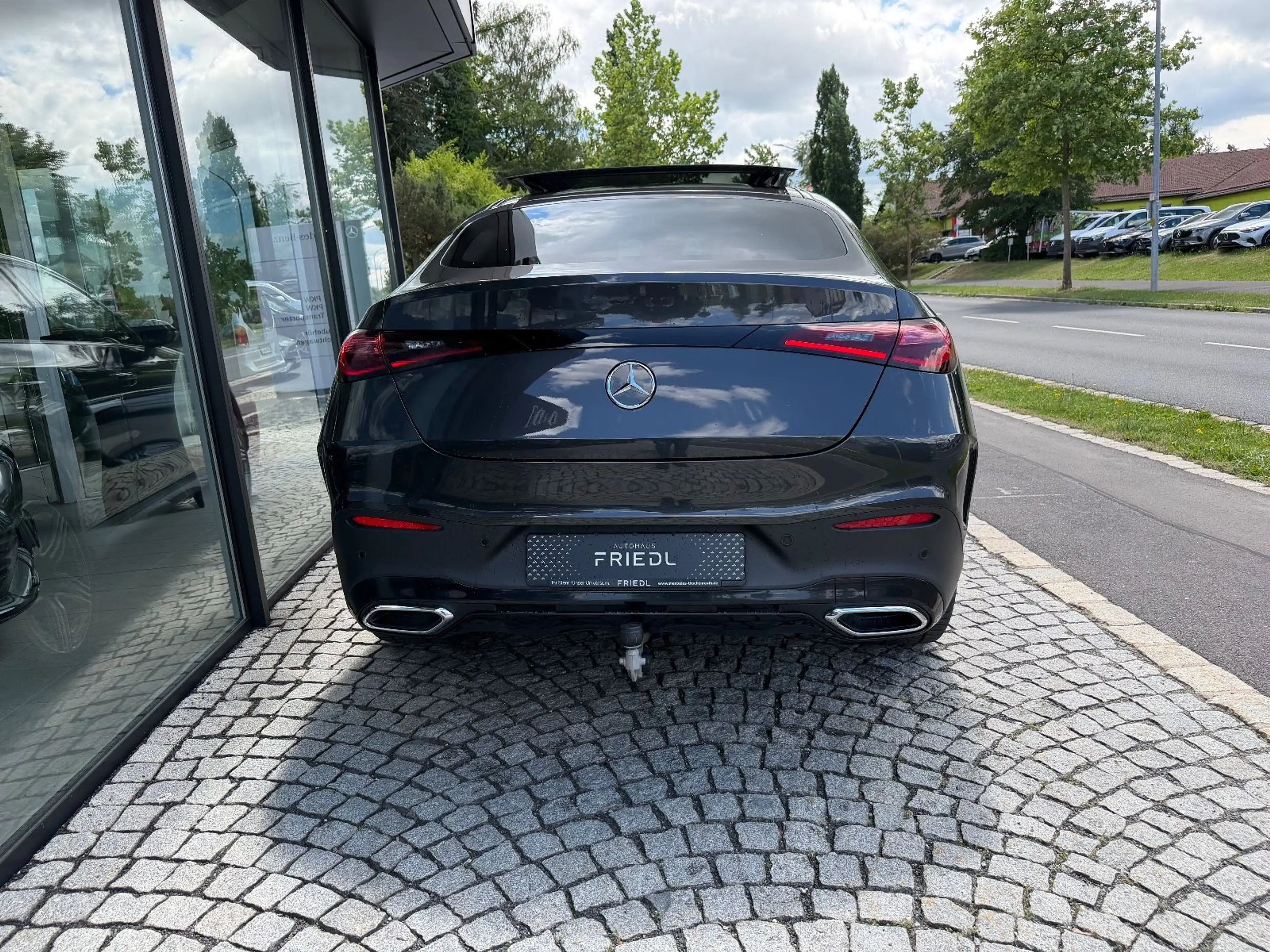 Mercedes-Benz GLC 300 de 4M Coupe AMG Night AHK Pano Digi BUR — photo 7