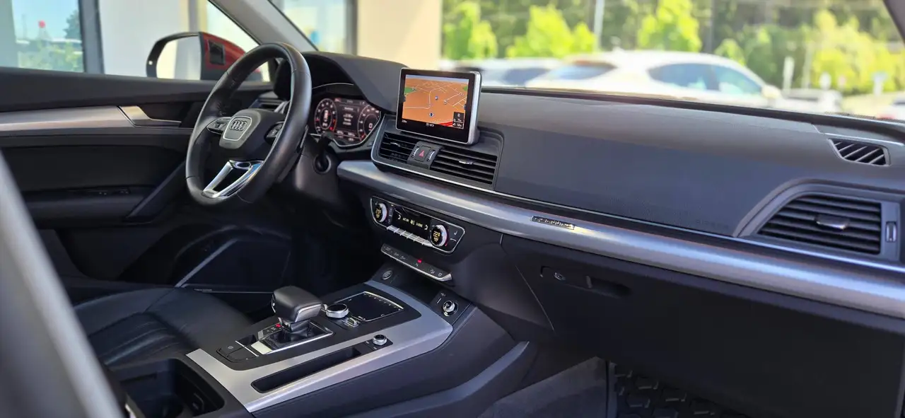 Audi Q5 снимка Audi Q5