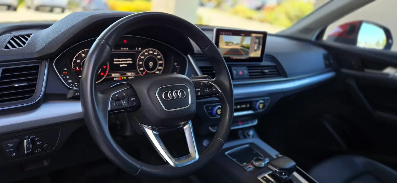 Audi Q5 снимка Audi Q5