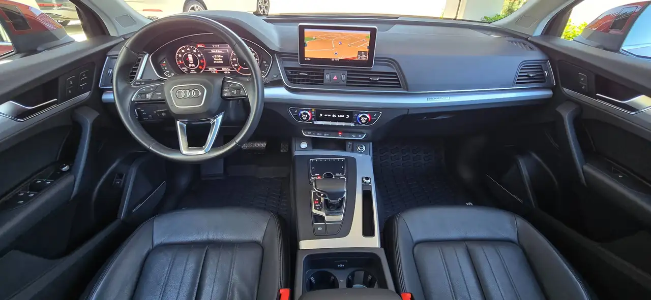 Audi Q5 снимка Audi Q5