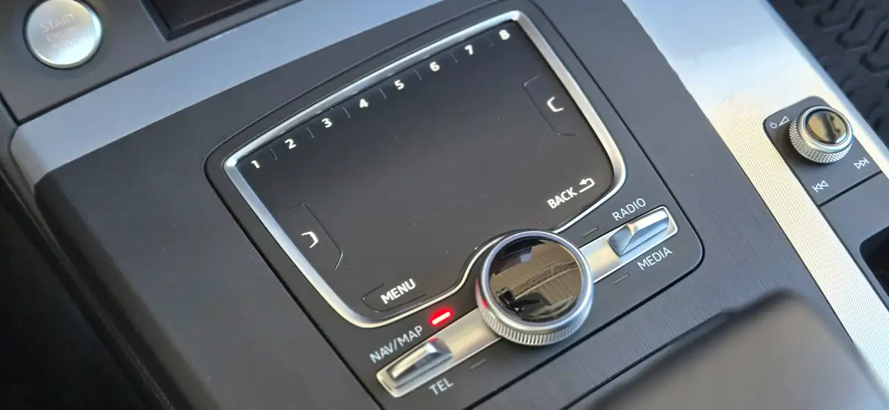 Audi Q5 снимка Audi Q5