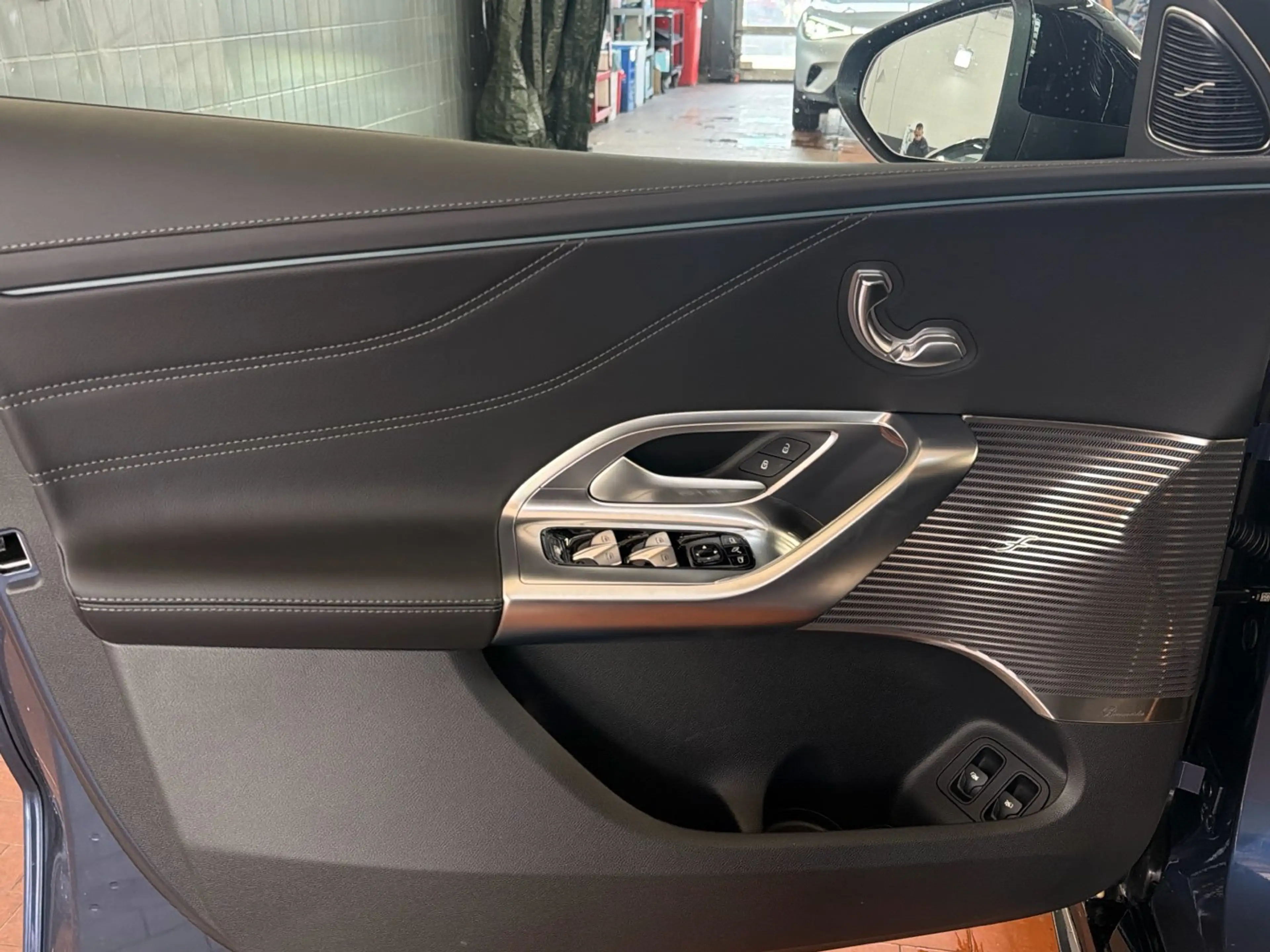 Mercedes-Benz GLC 400 4M AMG Hyperscreen Burmester Pano AHK — photo 15