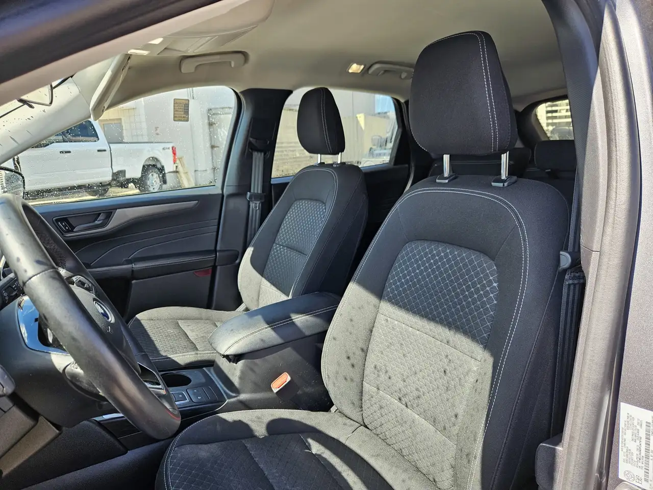 Ford Escape снимка Ford Escape