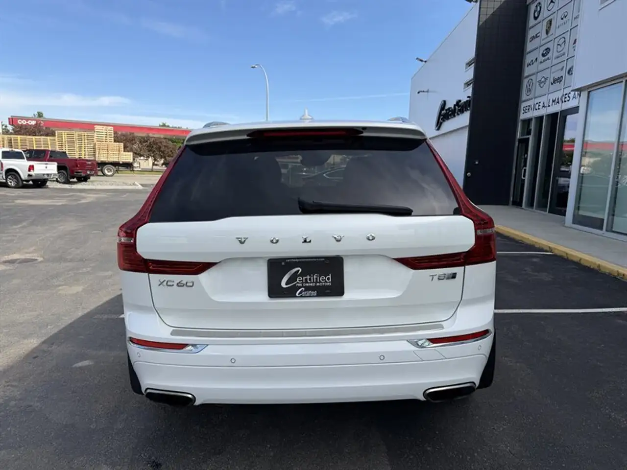 Volvo XC60 снимка Volvo XC60