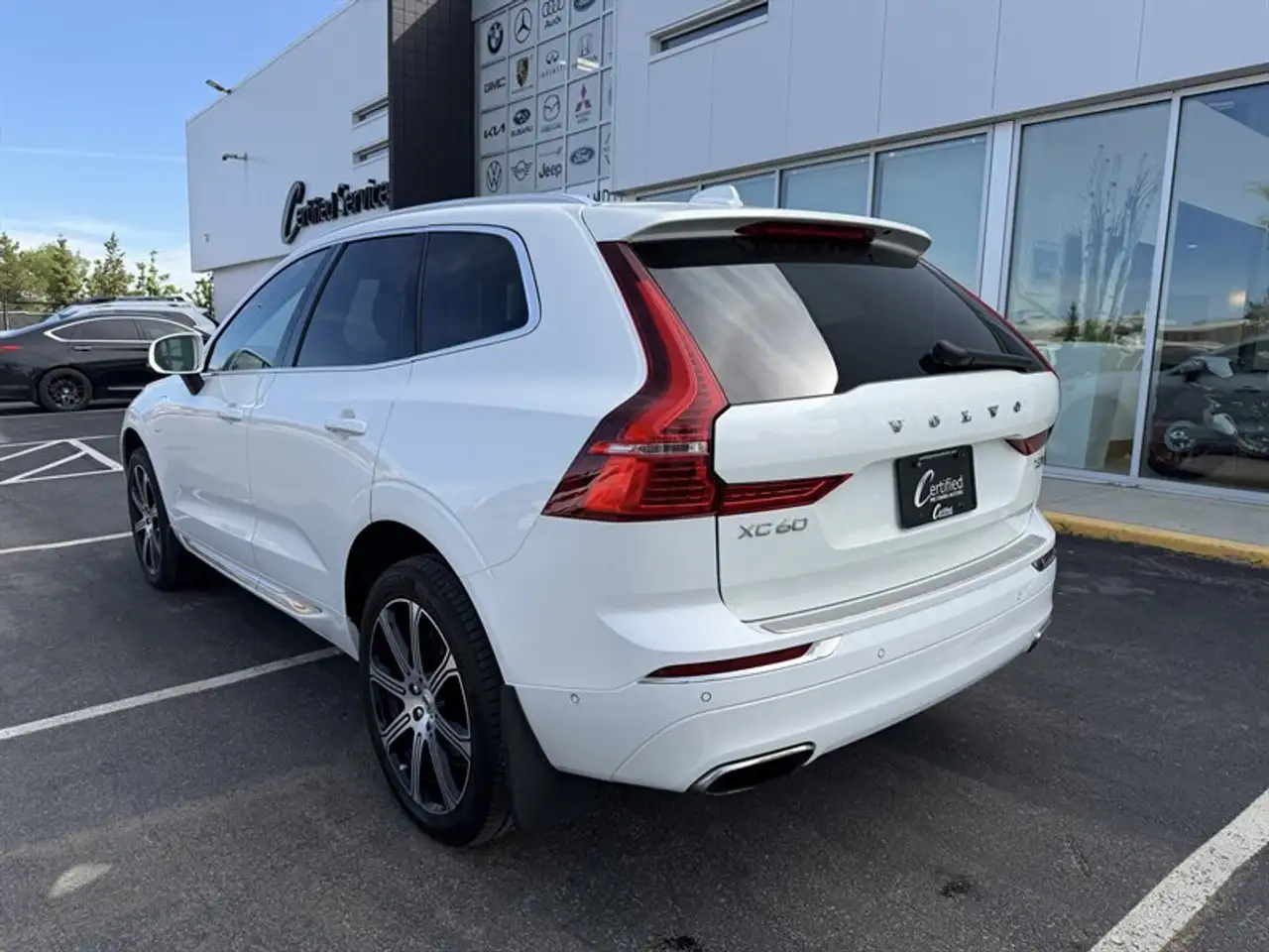 Volvo XC60 снимка Volvo XC60
