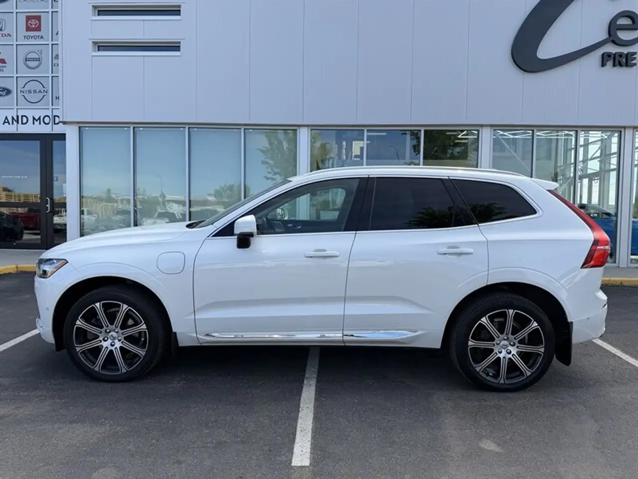 Volvo XC60 снимка Volvo XC60