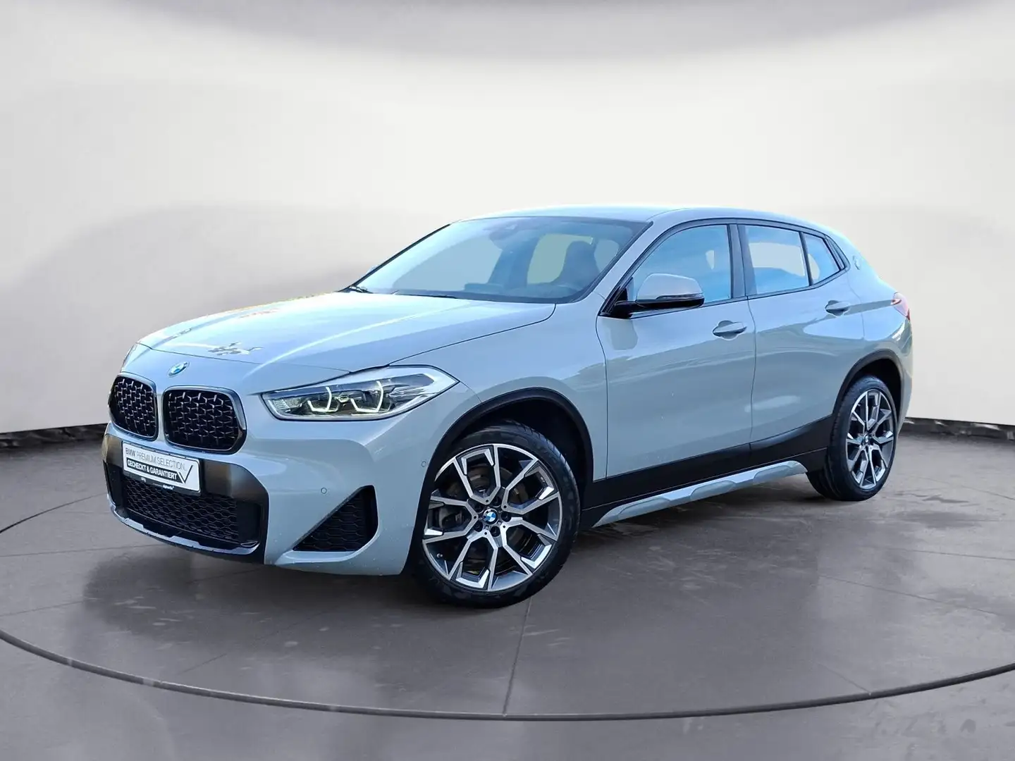 BMW X2 sDrive20i Edition M Mesh Navi AHK RFK Head-Up Gris - 2